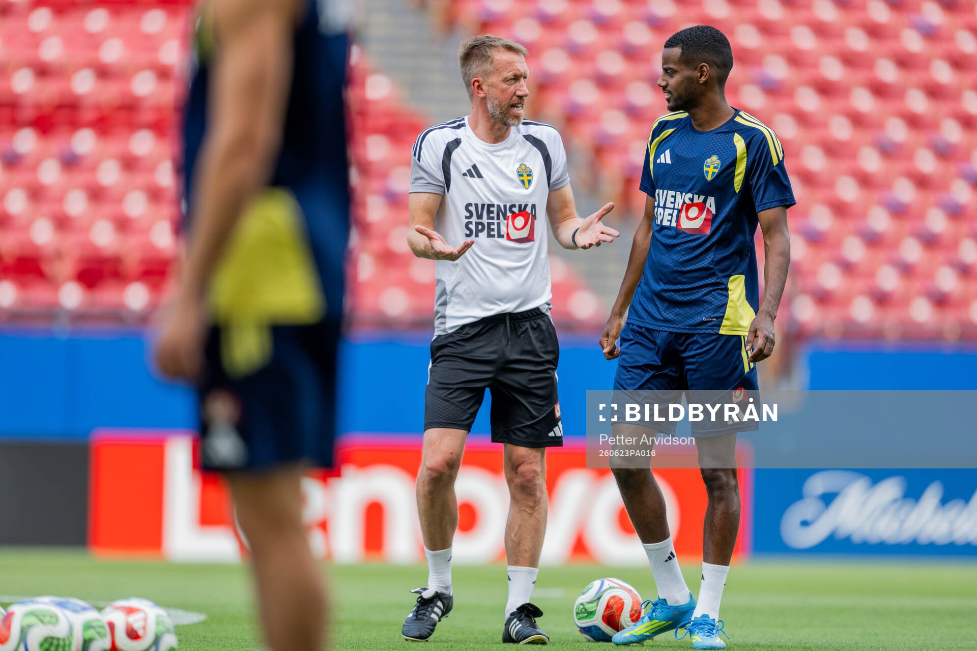 Head coach Graham Potter and Alexander Isak of the Swedish