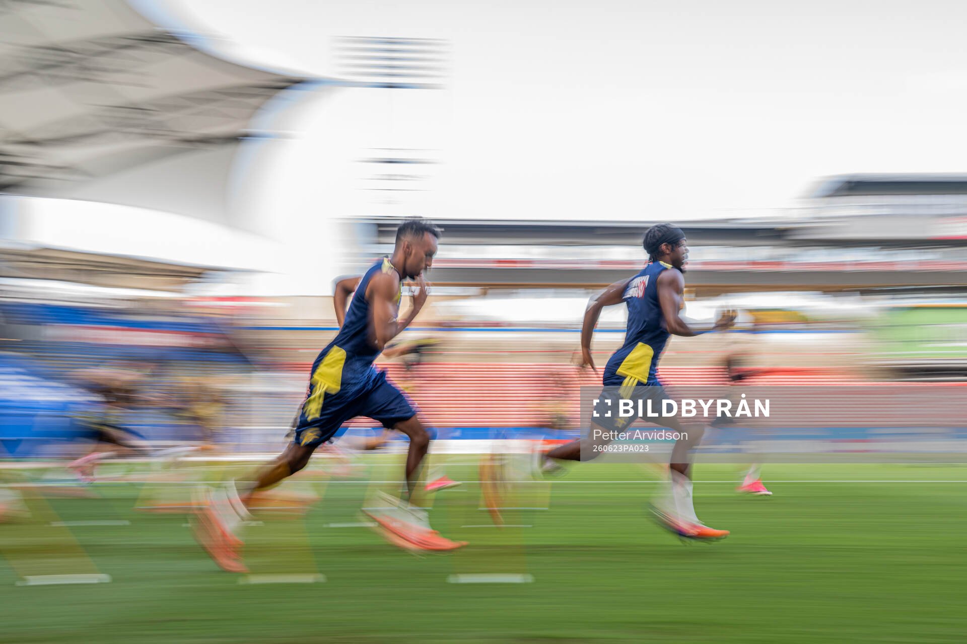 Taha Ali and Anthony Elanga of the Swedish national