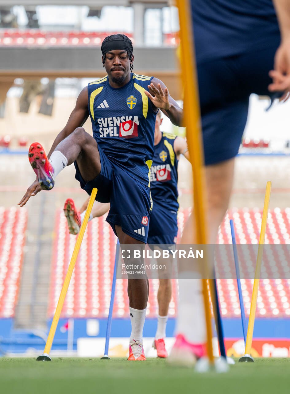 Anthony Elanga of the Swedish national football team at a