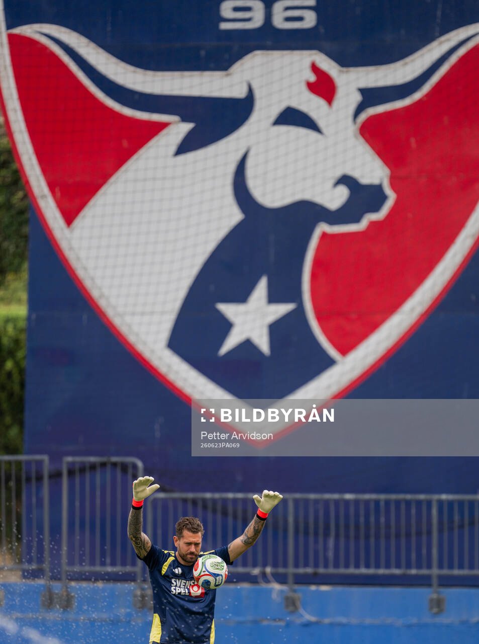 Goalkeeper Kristoffer Nordfeldt of the Swedish national