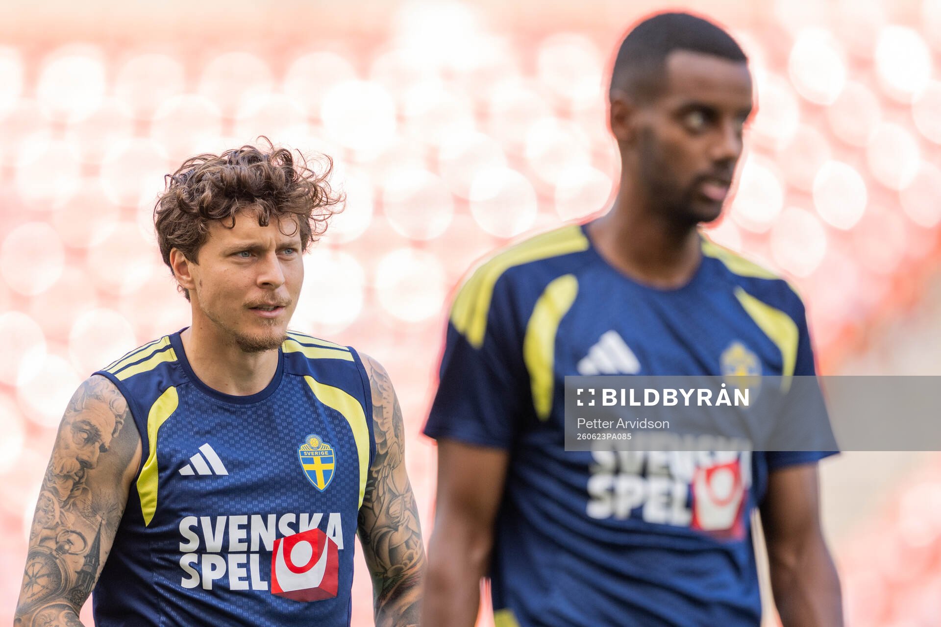 Victor Nilsson Lindelöf and Alexander Isak of the Swedish