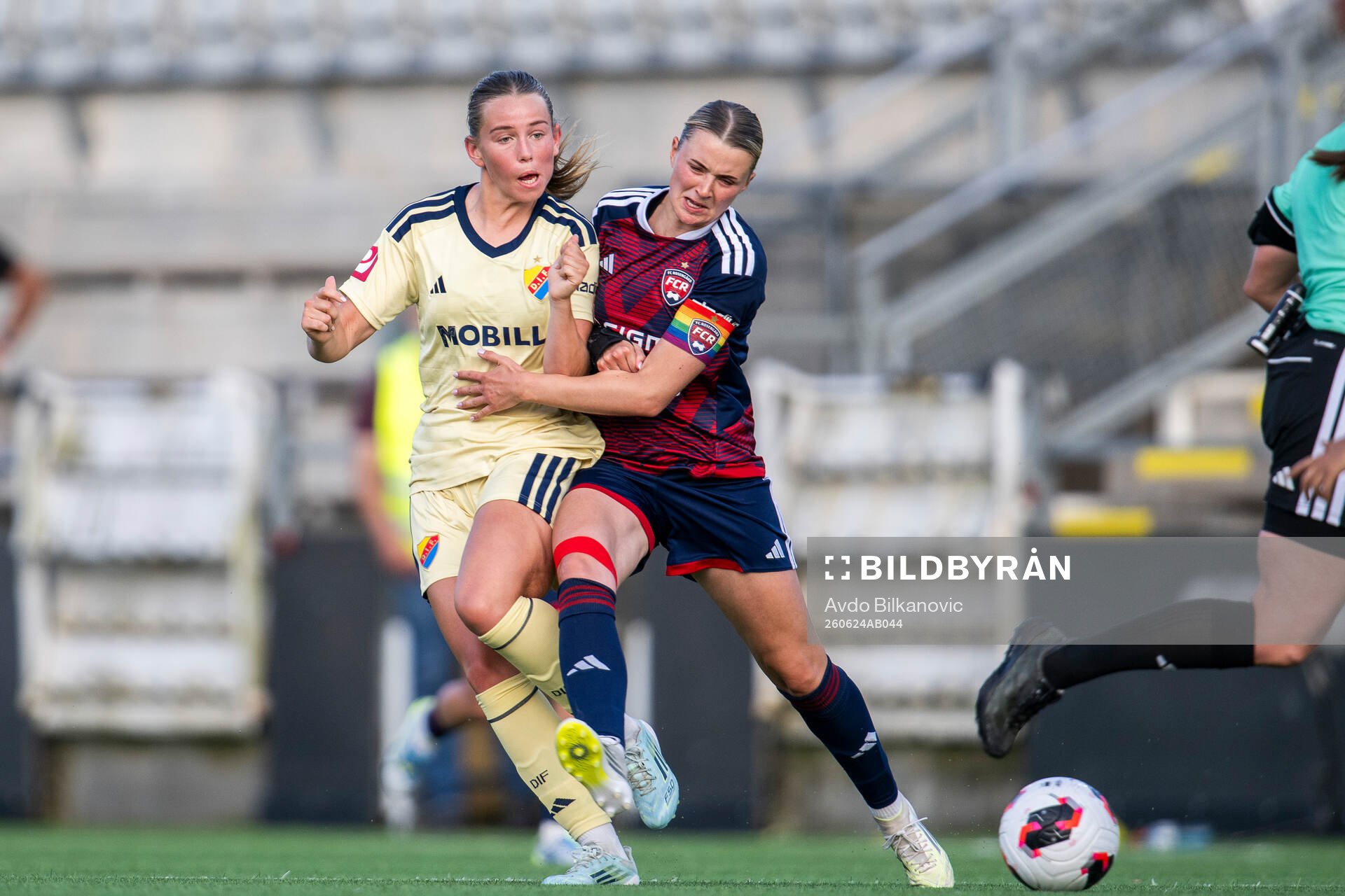 Rosengårds Thea Sørbo och Djurgårdens Elin Westlund