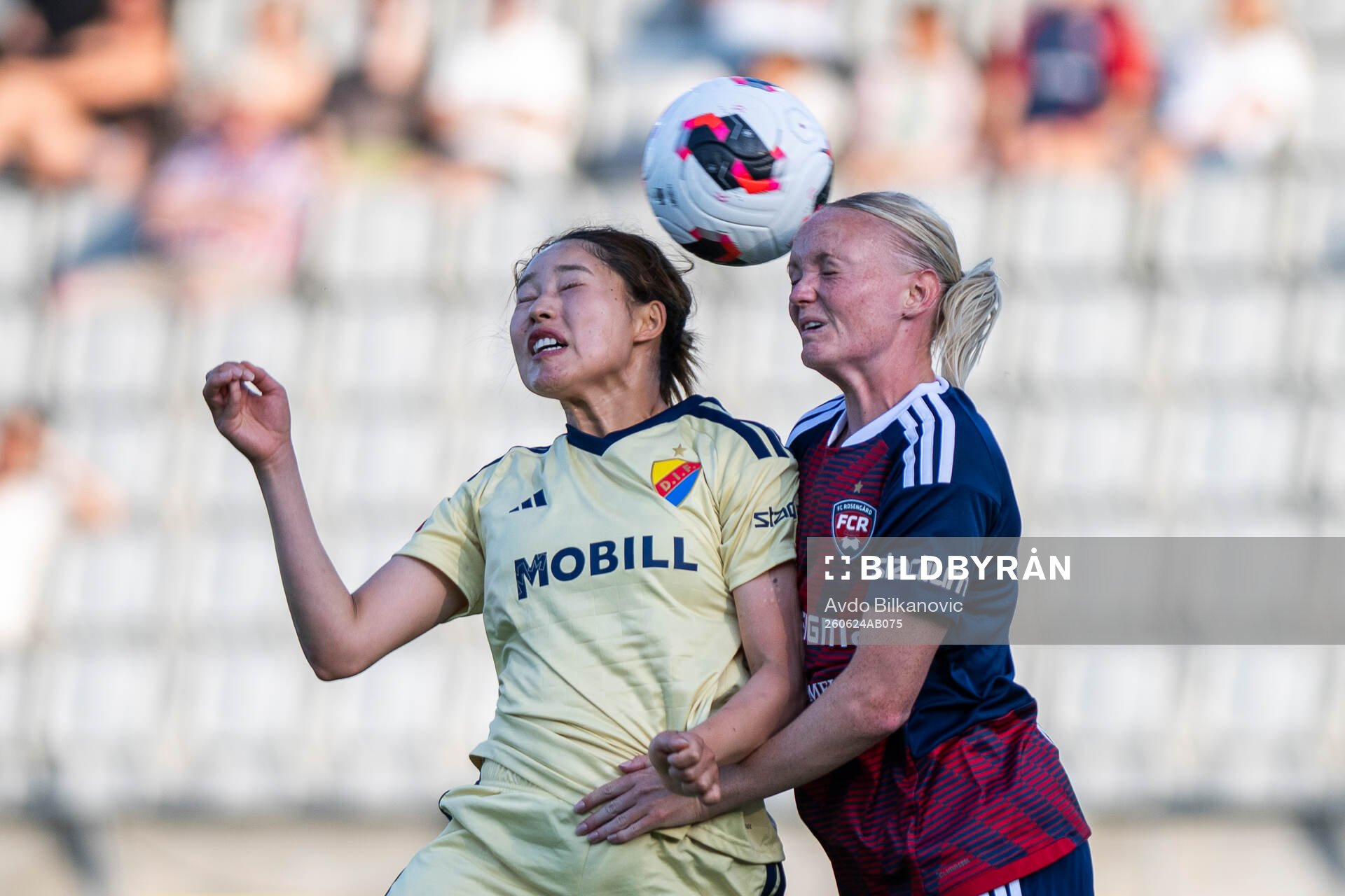 Rosengårds Emma Pennsäter och Djurgårdens Maho Hirosawa