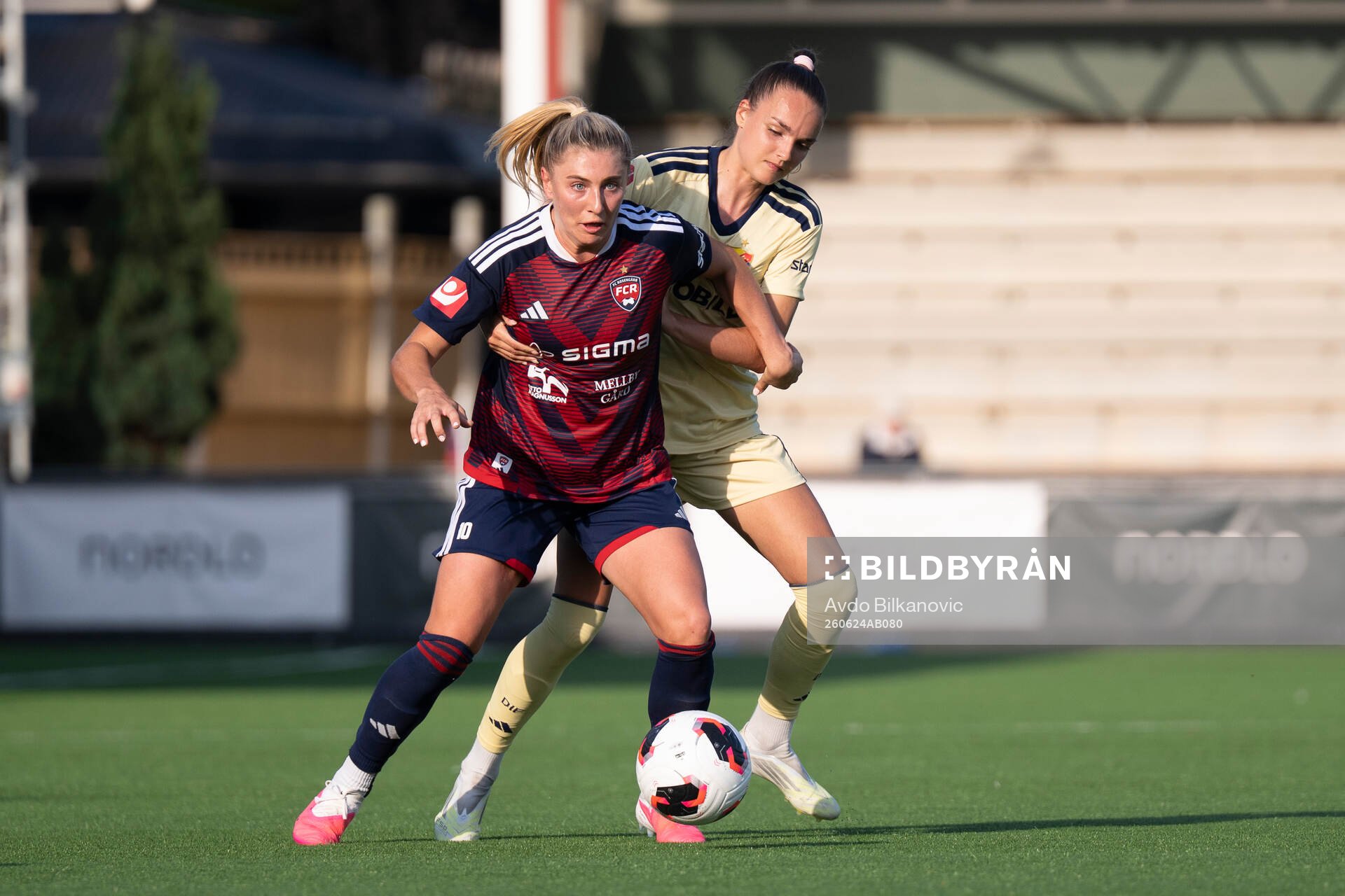 Rosengårds Remy Siemsen och Djurgårdens Selma Larsen