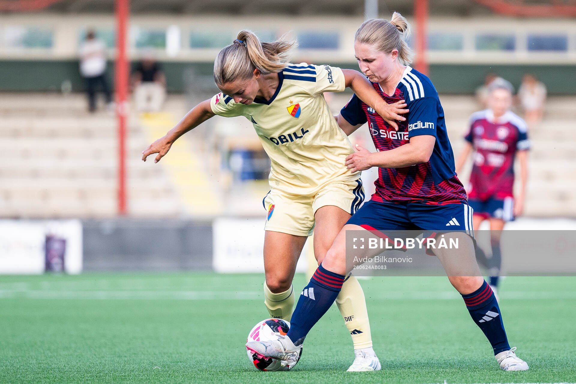 Rosengårds Hanna Andersson och Djurgårdens Johanna Renmark