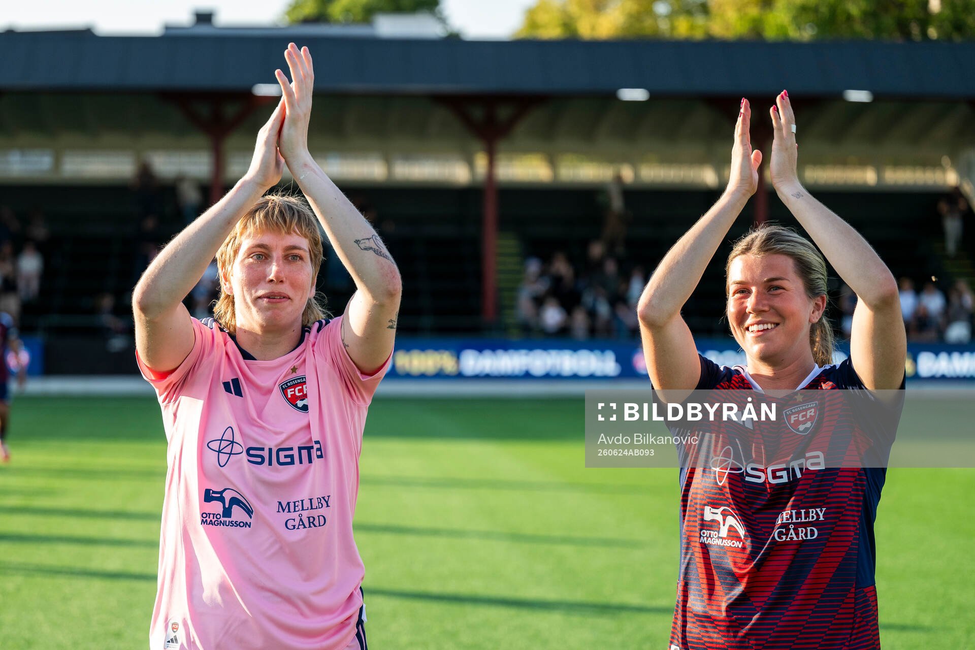 Rosengårds målvakt Moa Edrud och Rosengårds Amanda West
