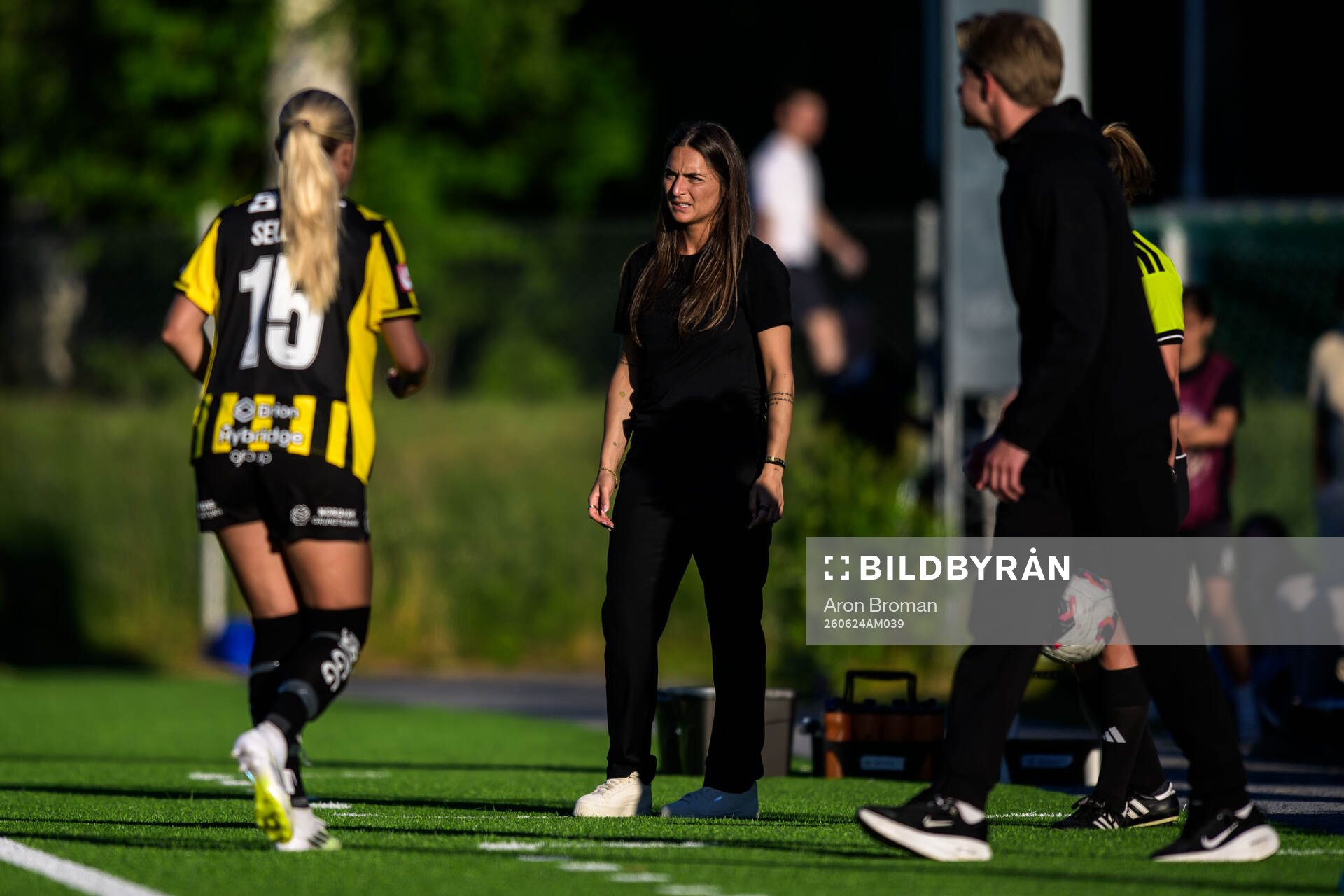 Häckens tränare Elena Sadiku