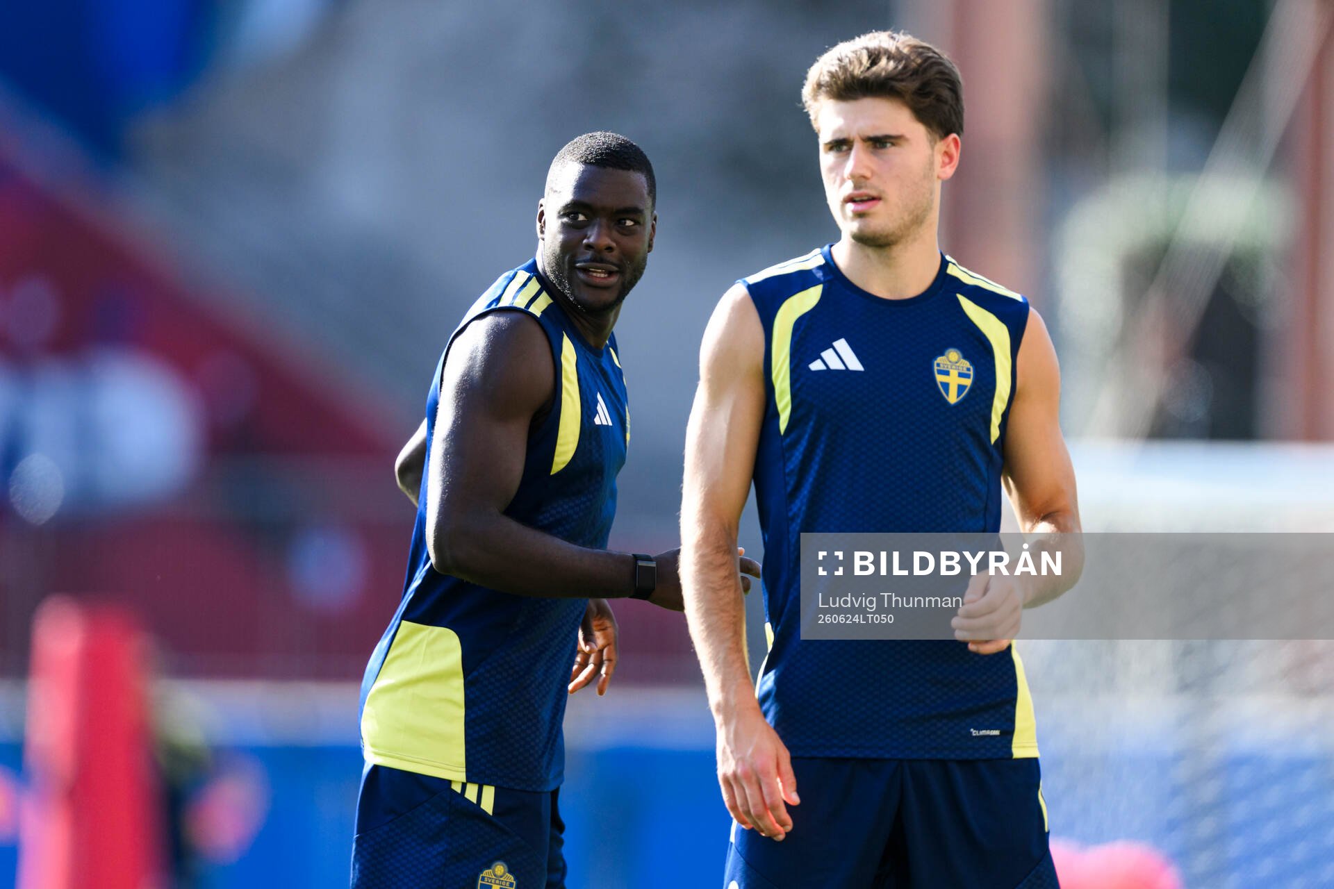 Ken Sema and Besfort Zeneli of the Swedish national