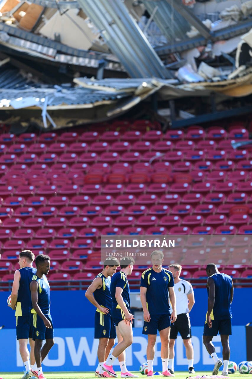 Players of the Swedish national football team at a training