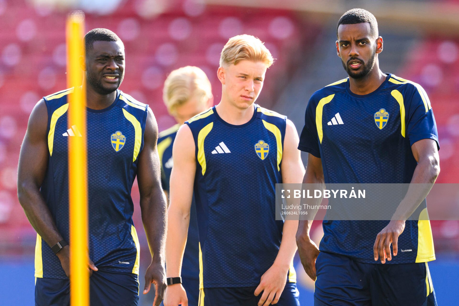 Ken Sema, Daniel Svensson and Alexander Isak of the Swedish