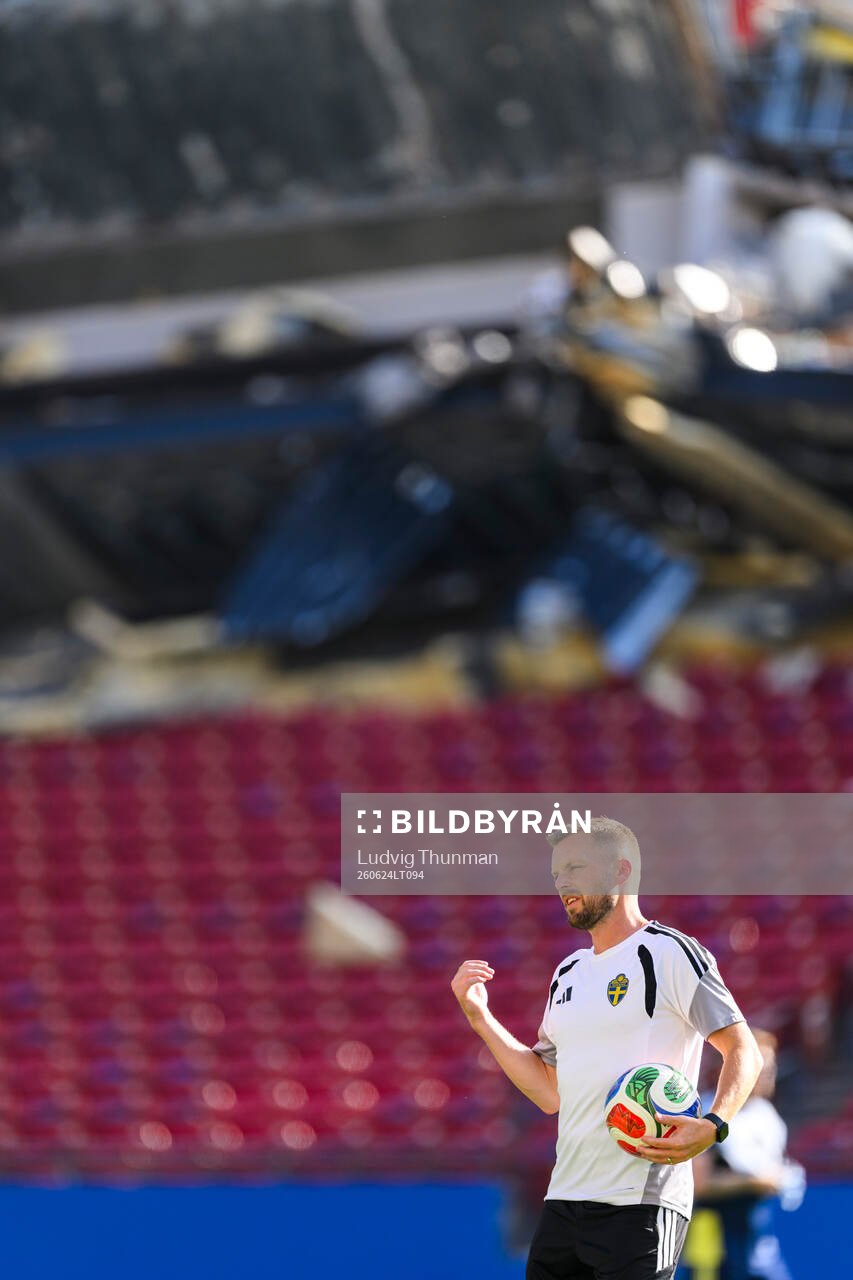 Assistant coach Sebastian Larsson of the Swedish national