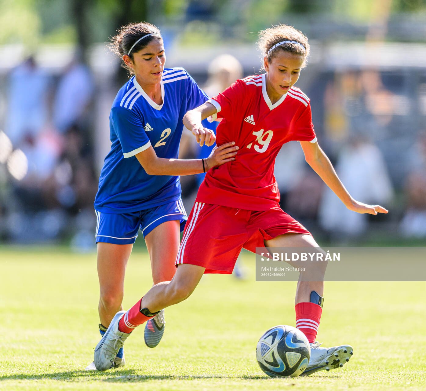 Clara Blomqvist och Safira Alvermark