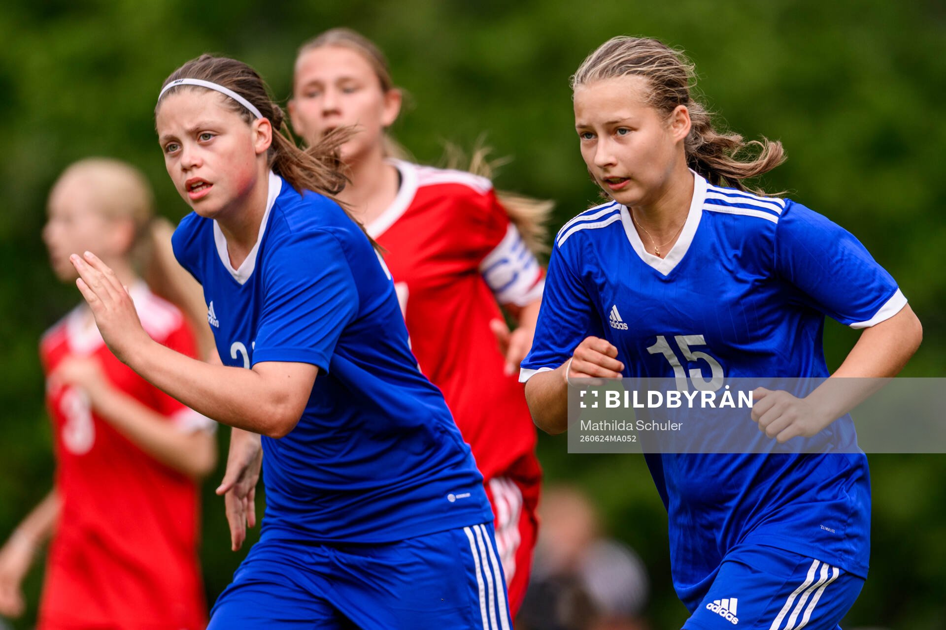 Majken Bucht och Ester Hedström