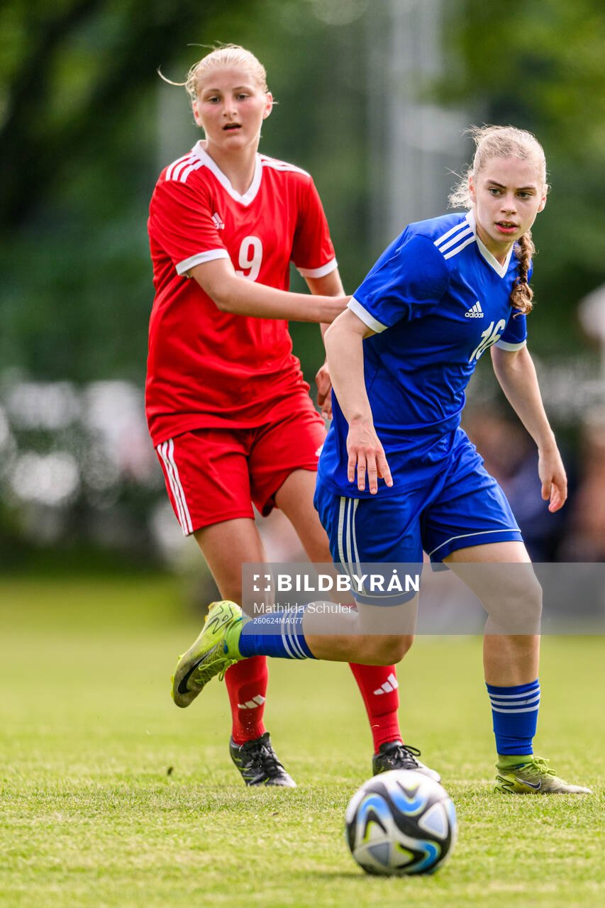 Ebba Löfgren och Maja Jonsson