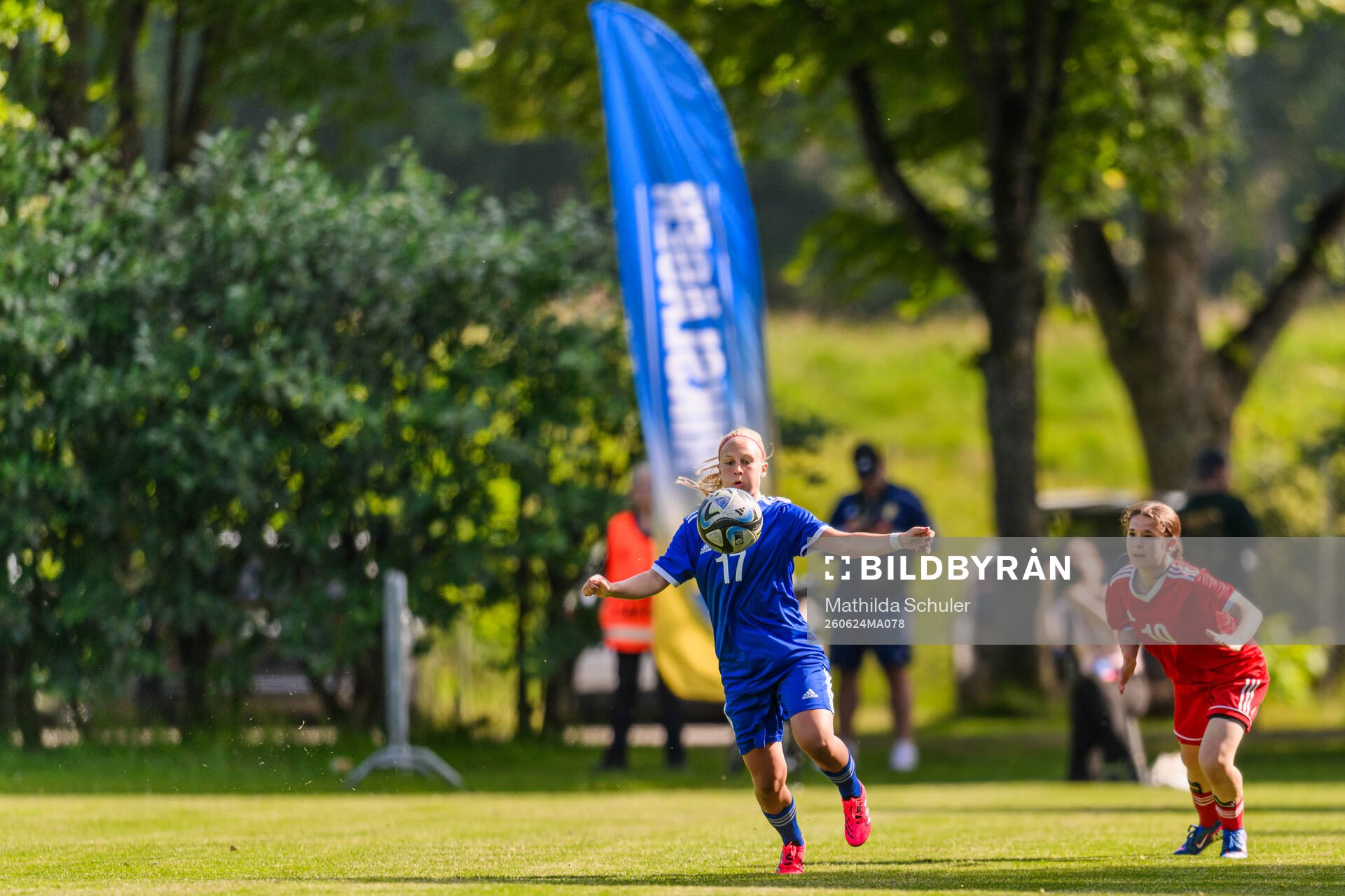 Tuva Ljungwe och Signe Rickard