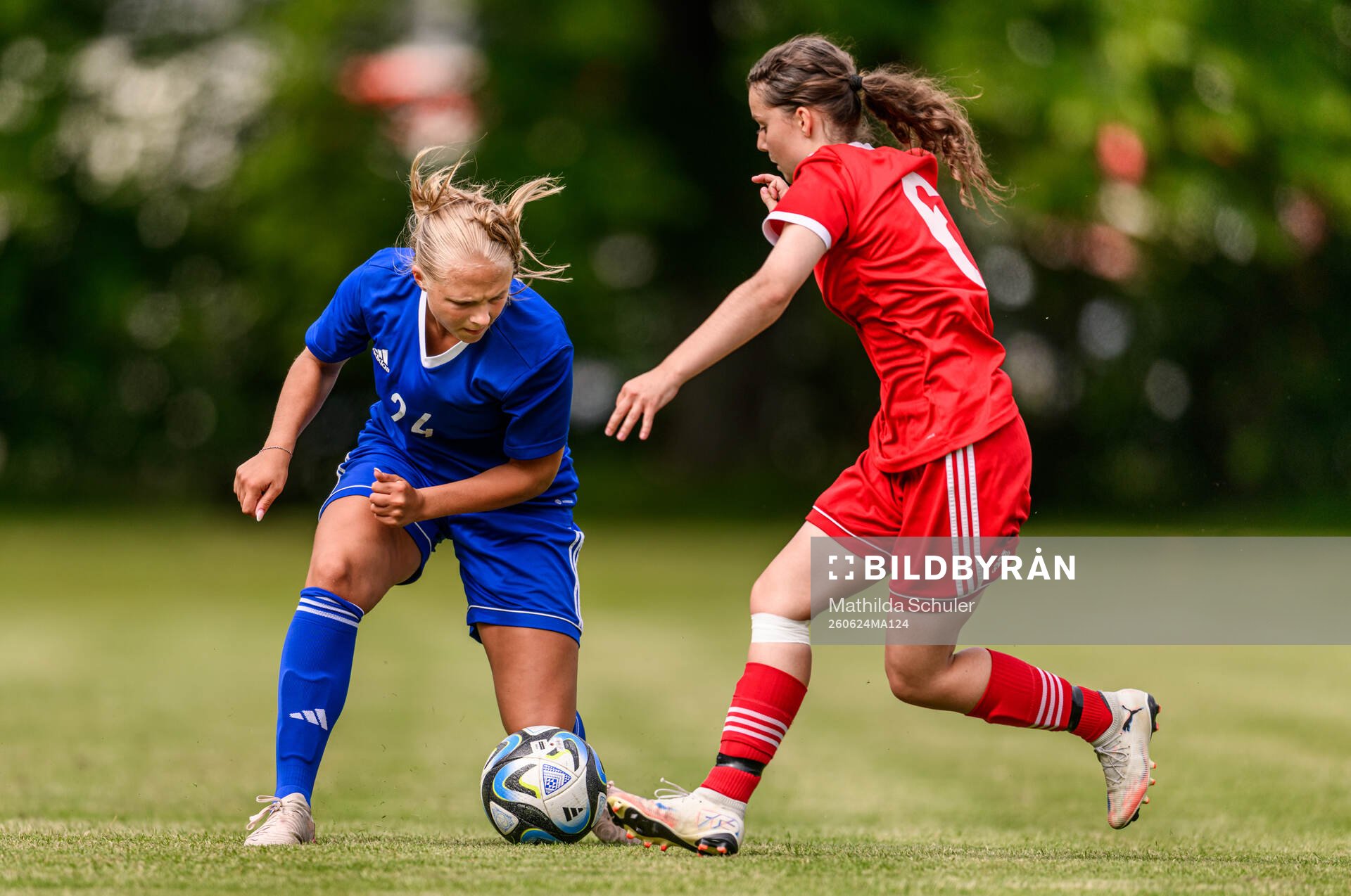 Emma Kreicberg och Amanda Sajovic