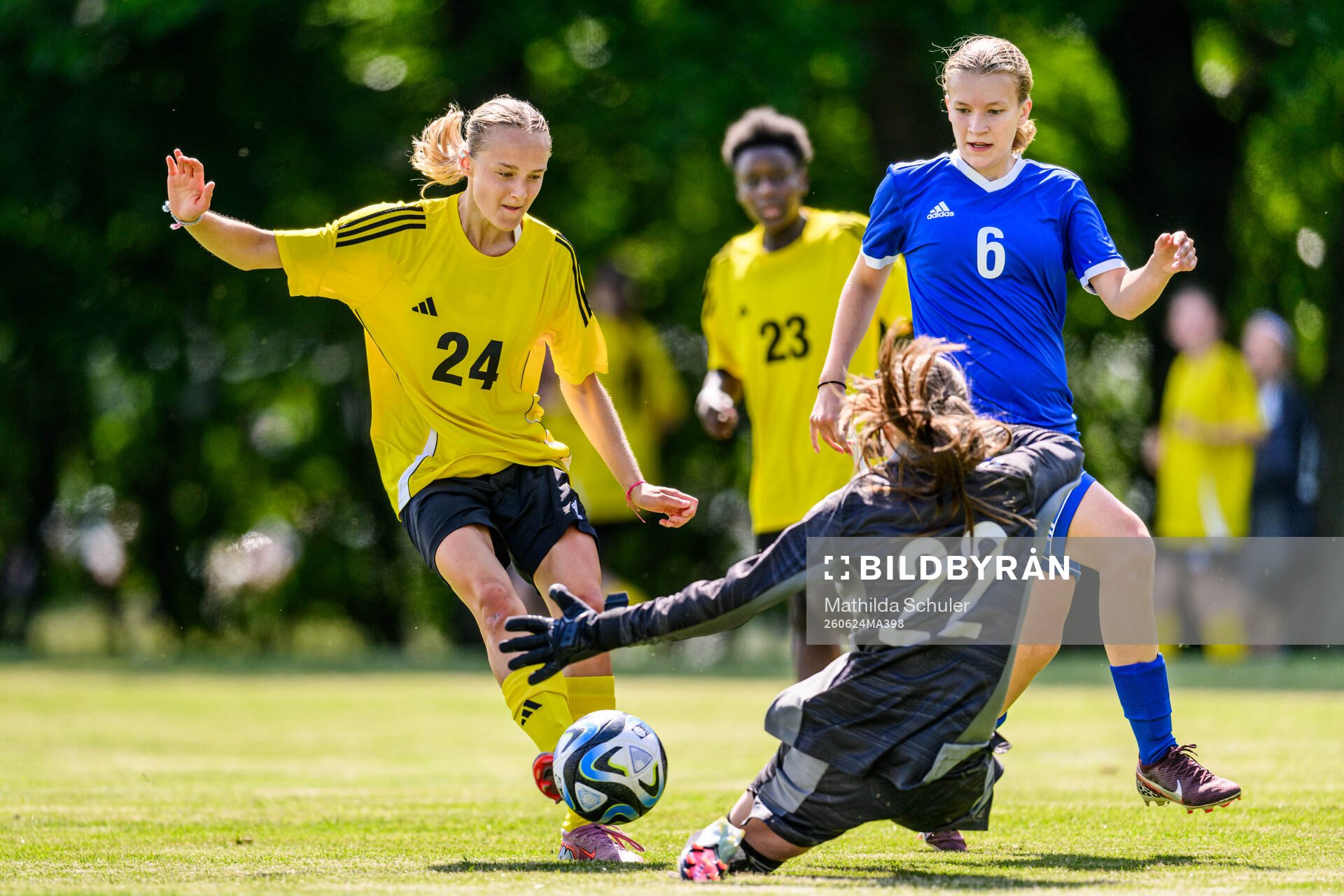 Tilde Ejerås, GIF Sundsvall och Freja Anderberg, Kalmar FF