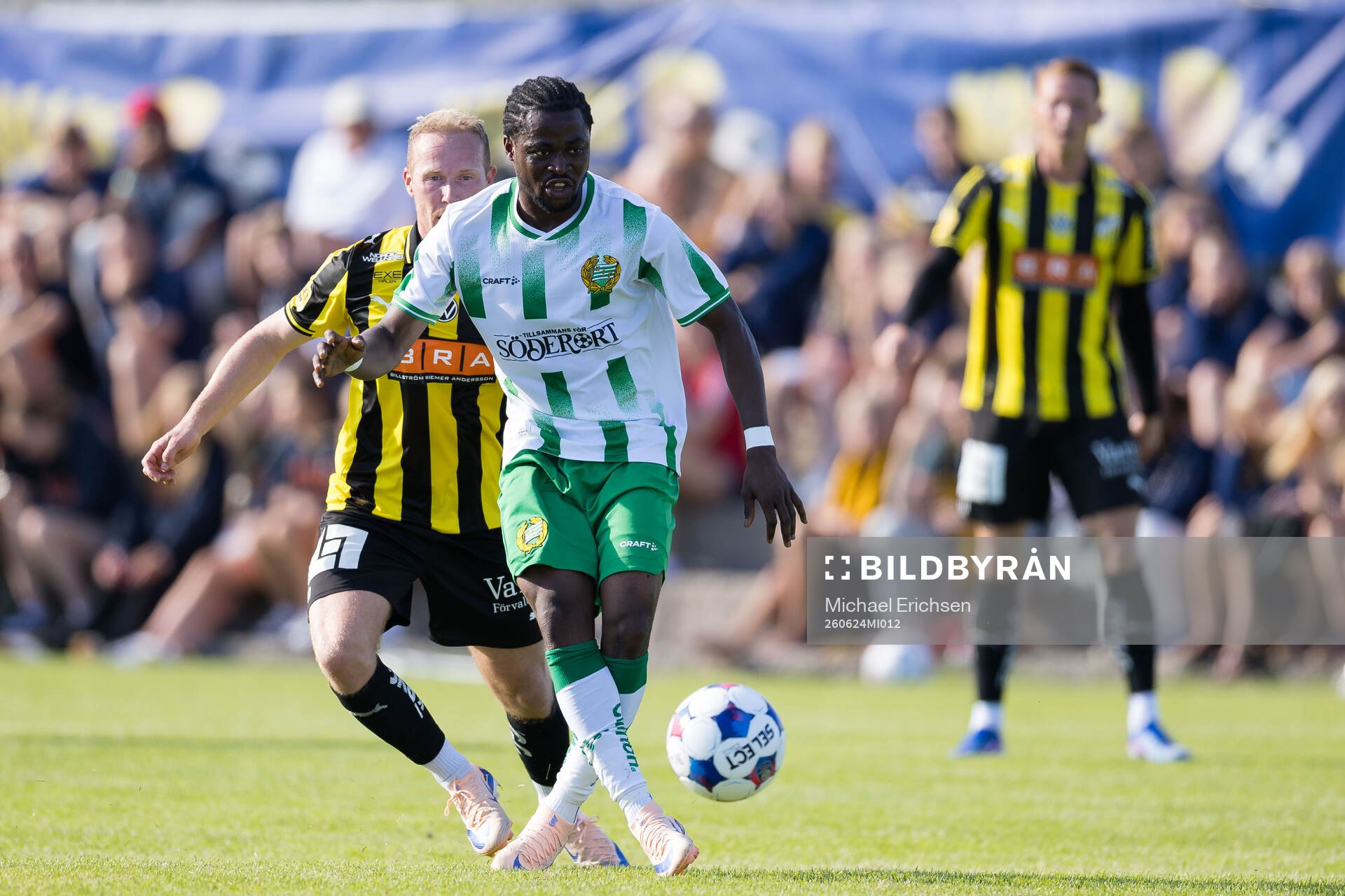 Häckens Mikkel Rygaard Jensen och Hammarbys Frank Junior