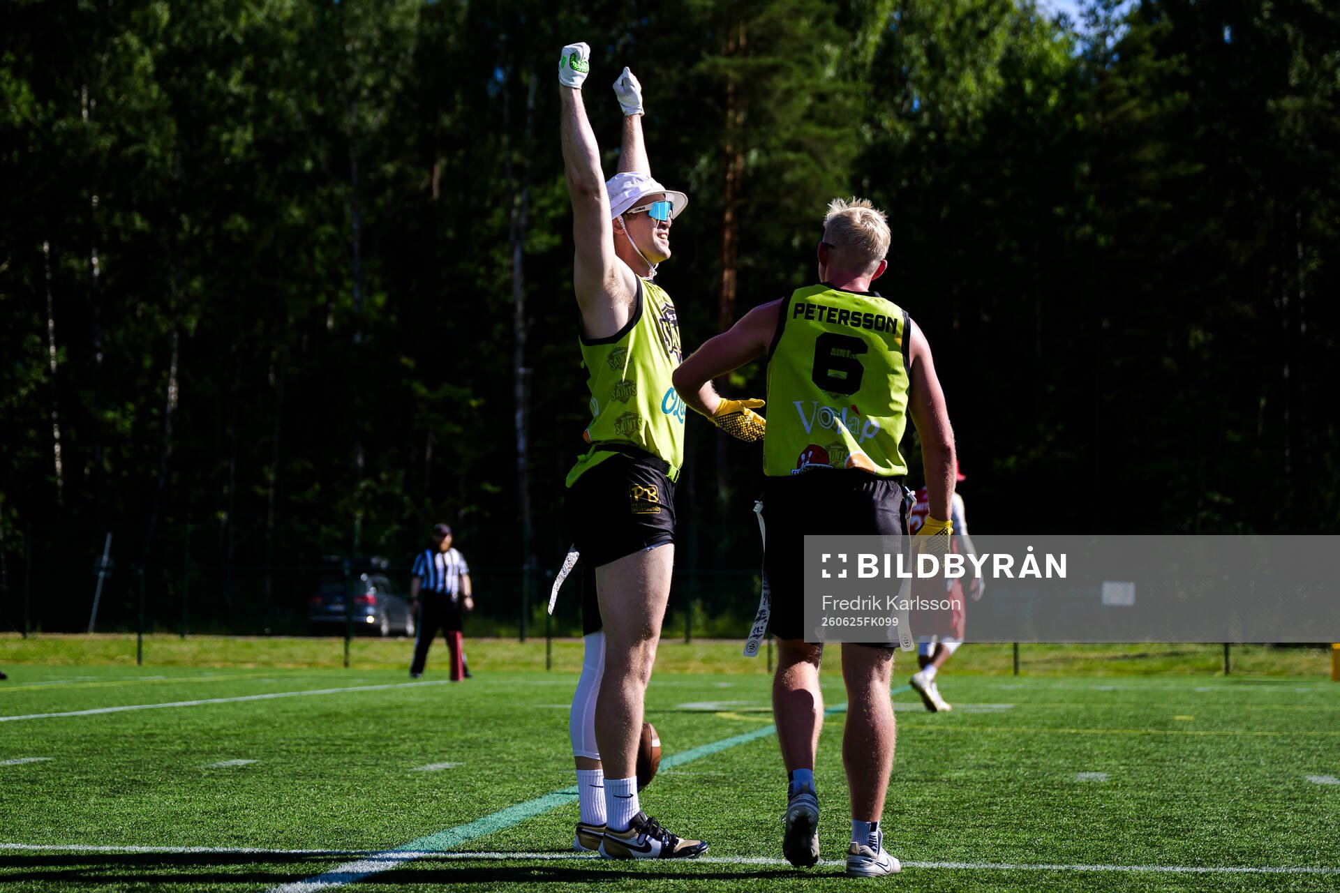 Nässjö Saints Pontus Andersson och Linus Petersson jublar