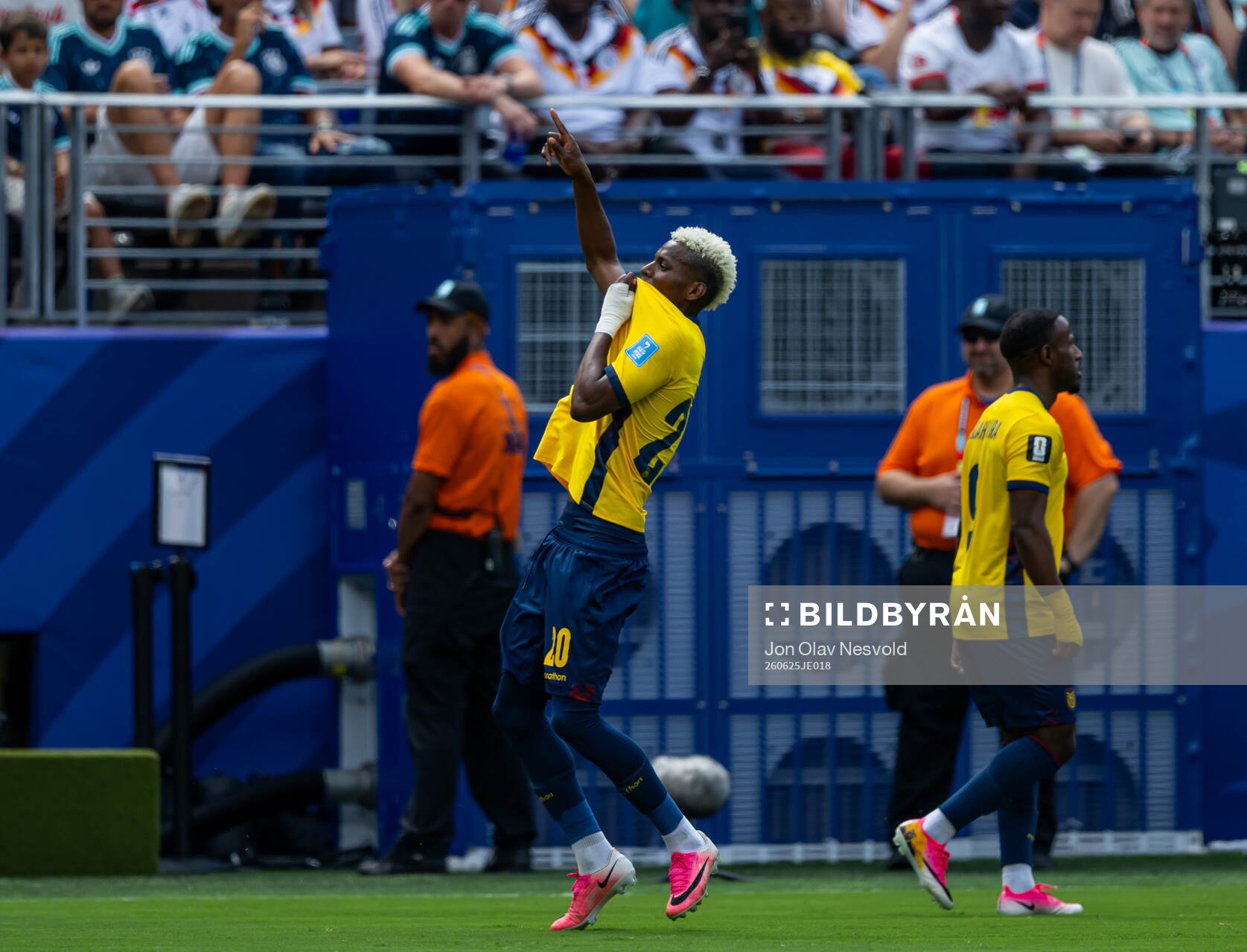 Nilson Angulo of Ecuador celebrates the 1-1 goal