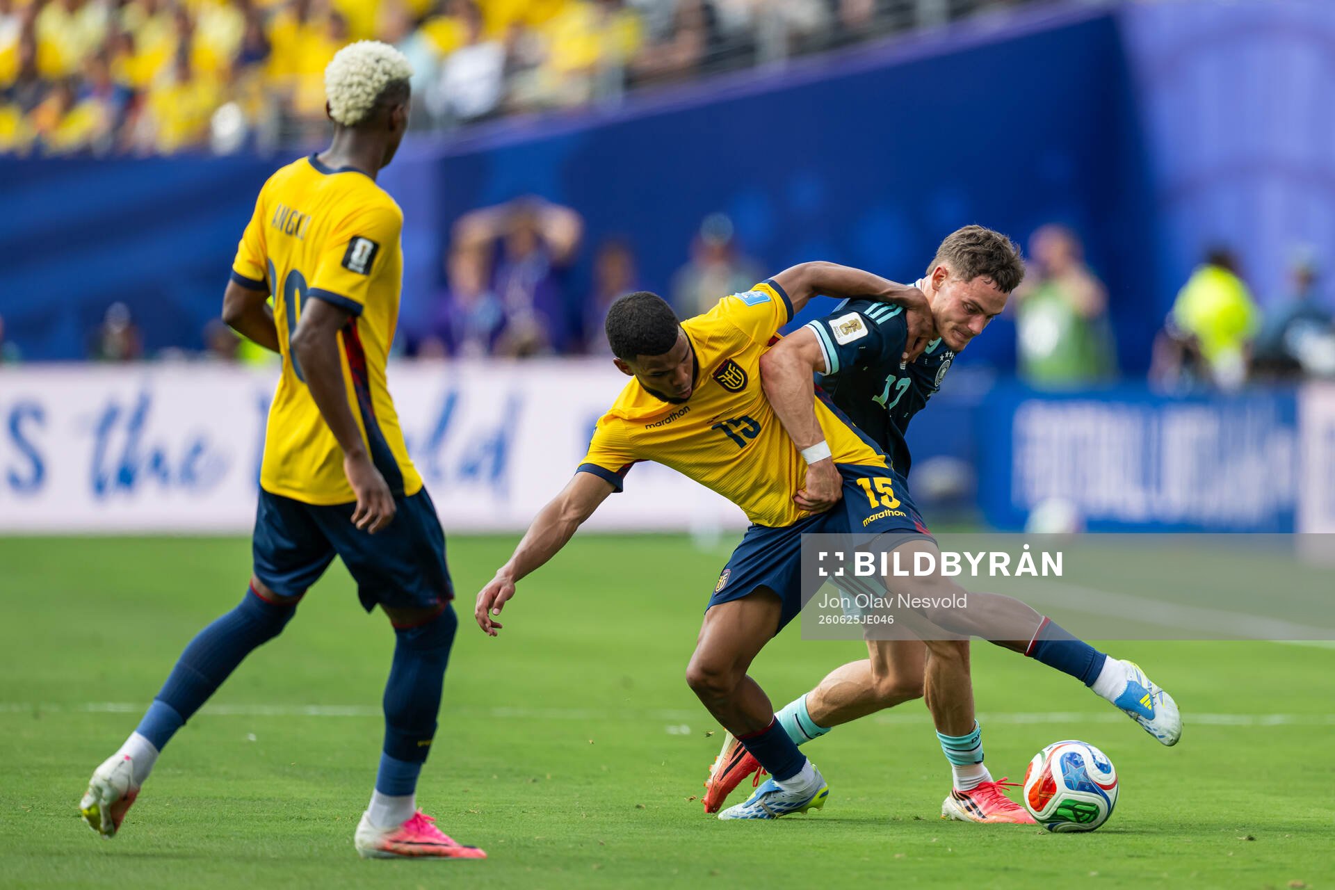 Pedro Vite of Ecuador and Florian Wirtz of Germany
