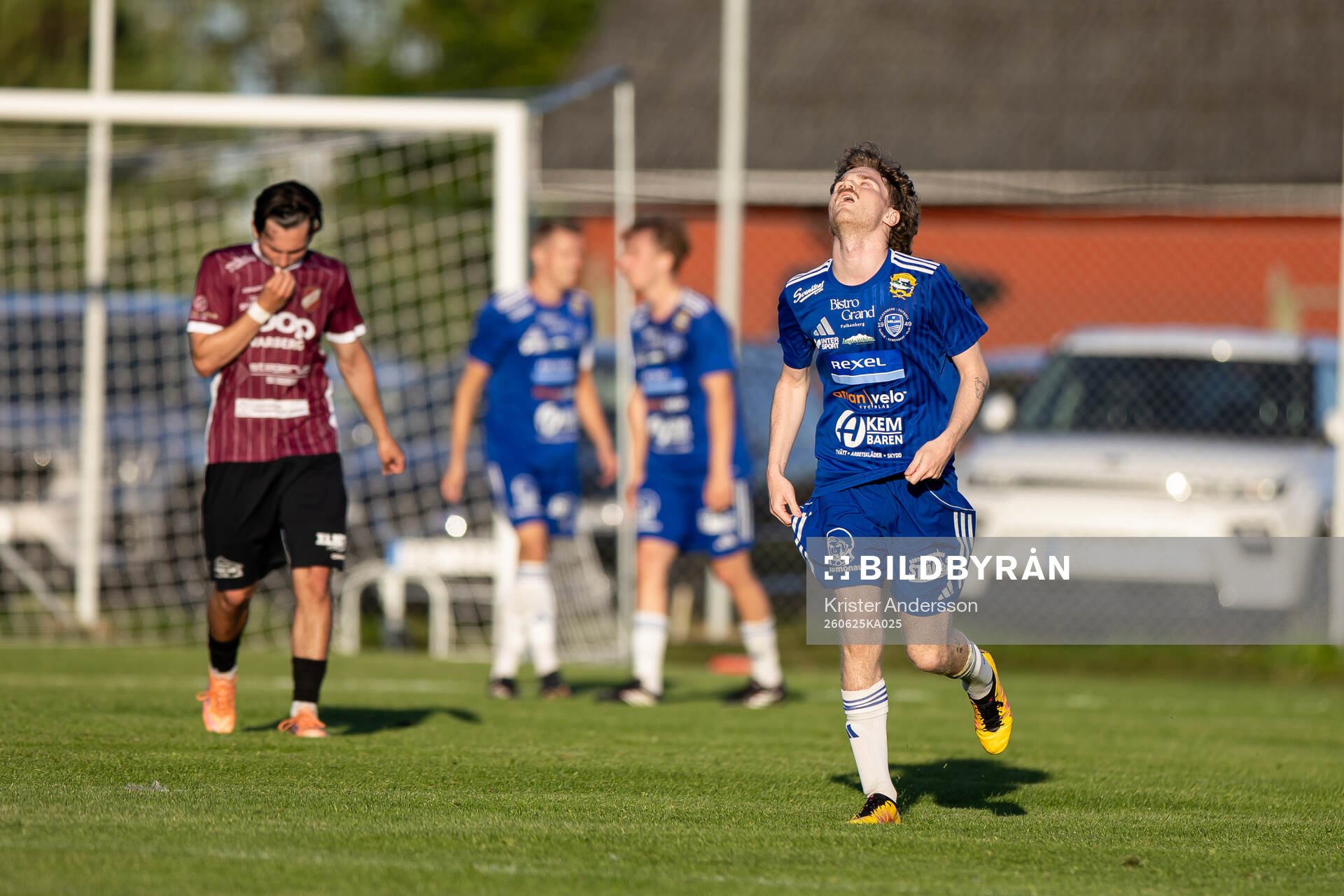 Böljan Falkenbergs Oscar Appelin deppar