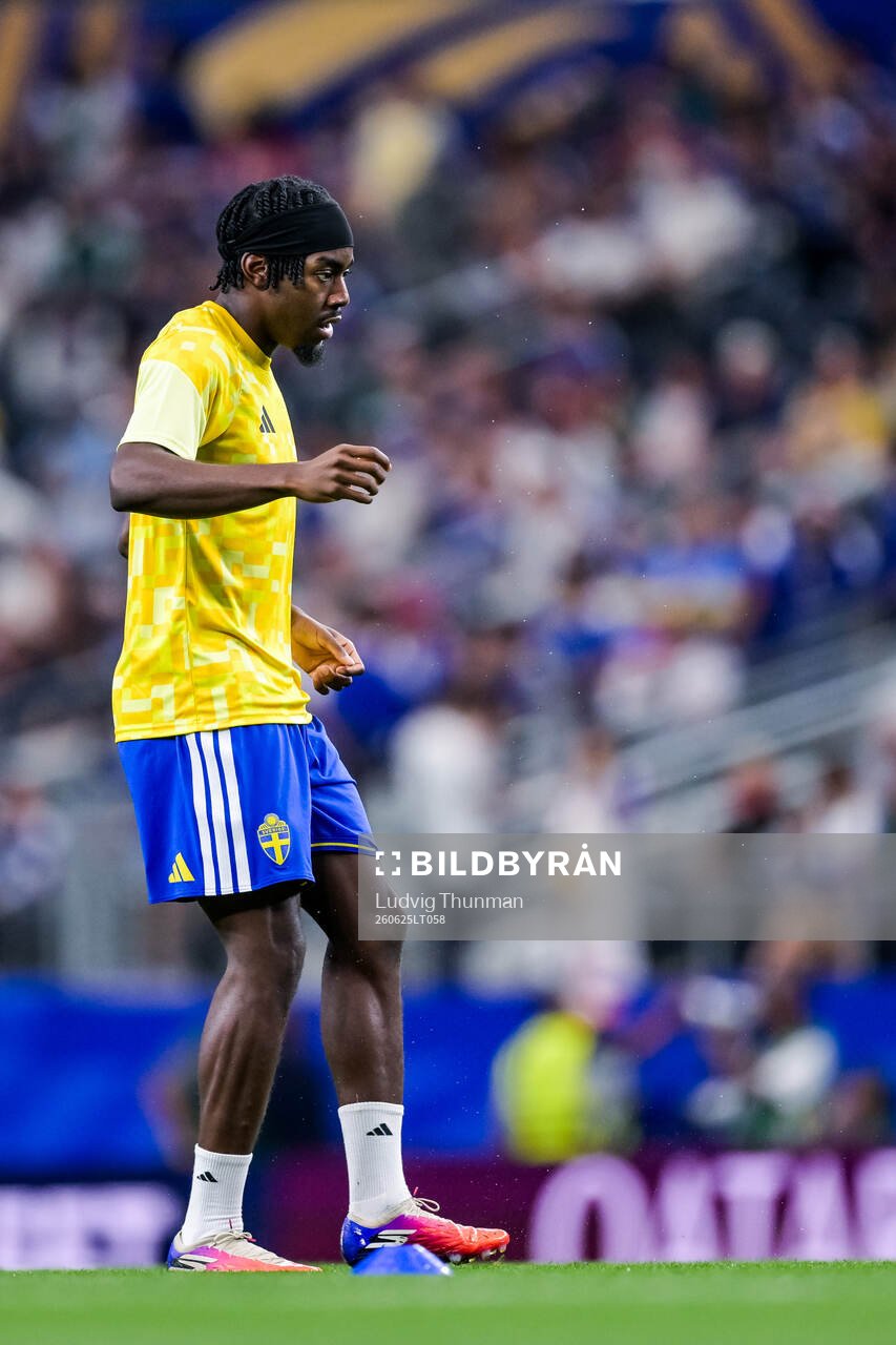 Anthony Elanga of Sweden
