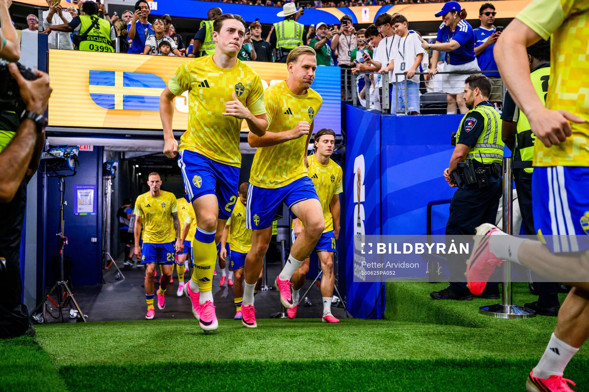 Elliot Stroud and Herman Johansson of Sweden
