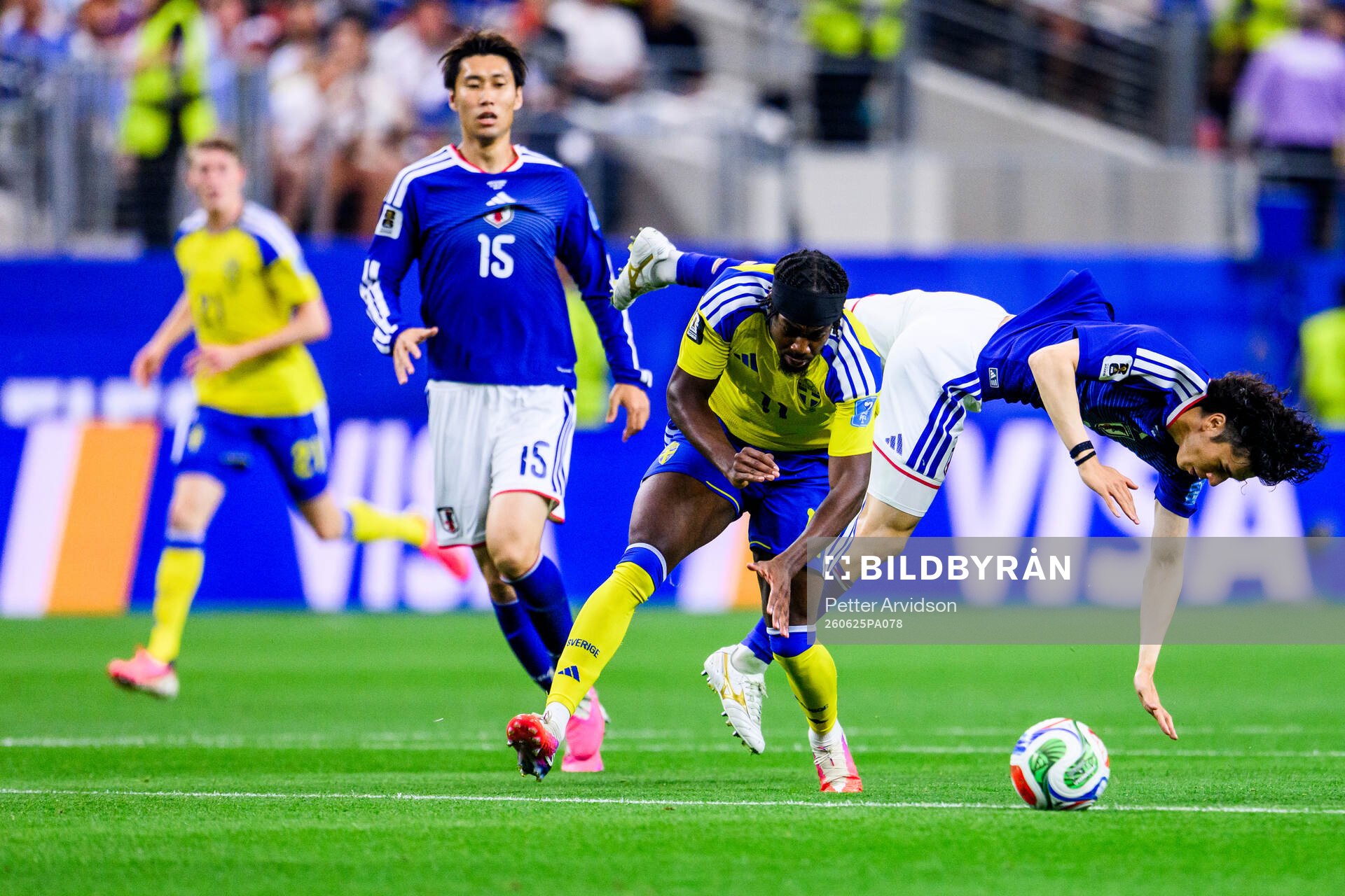 Anthony Elanga of Sweden and Ao Tanaka of Japan