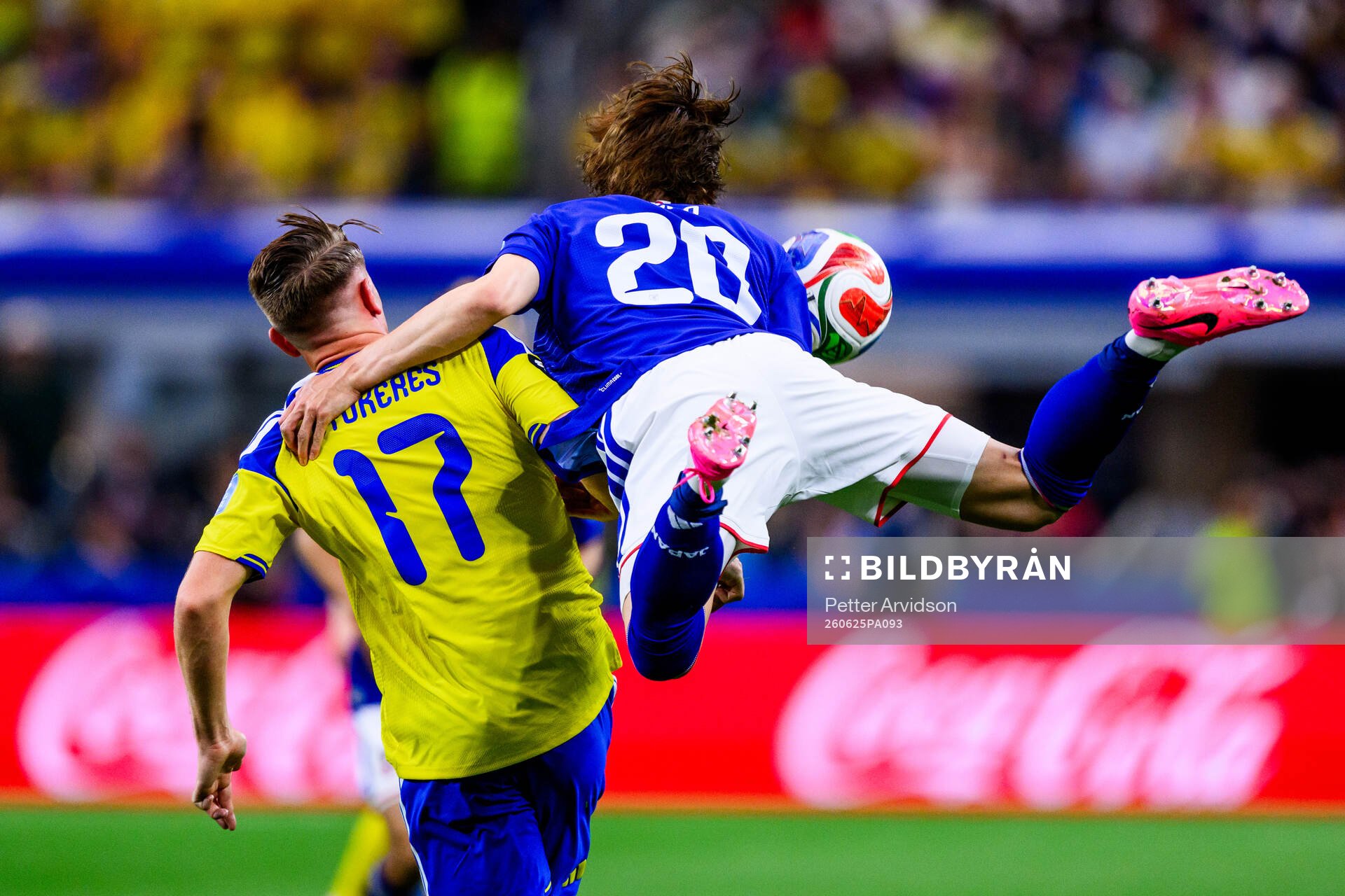 Viktor Gyökeres of Sweden and Ayumu Seko of Japan
