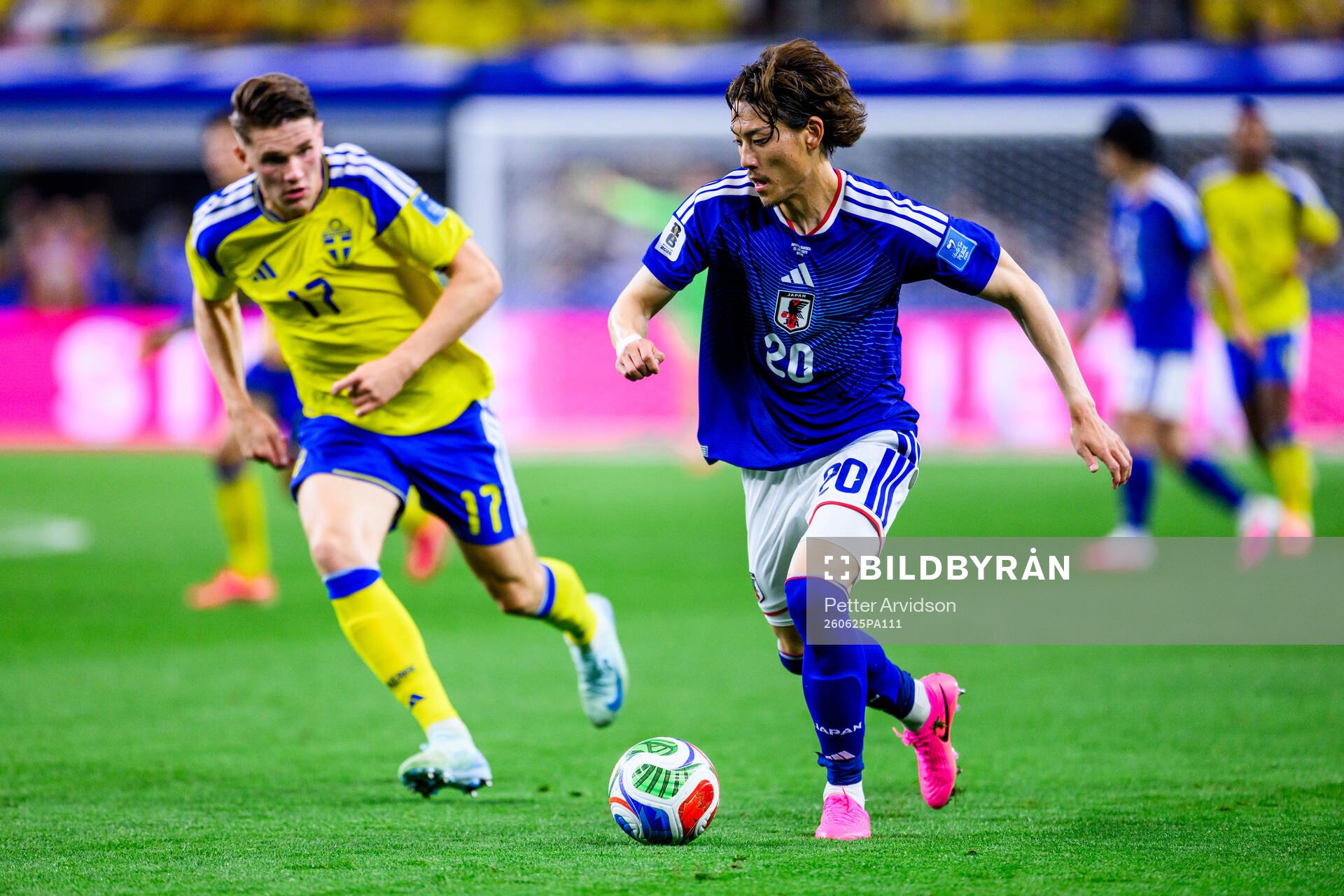 Viktor Gyökeres of Sweden and Ayumu Seko of Japan