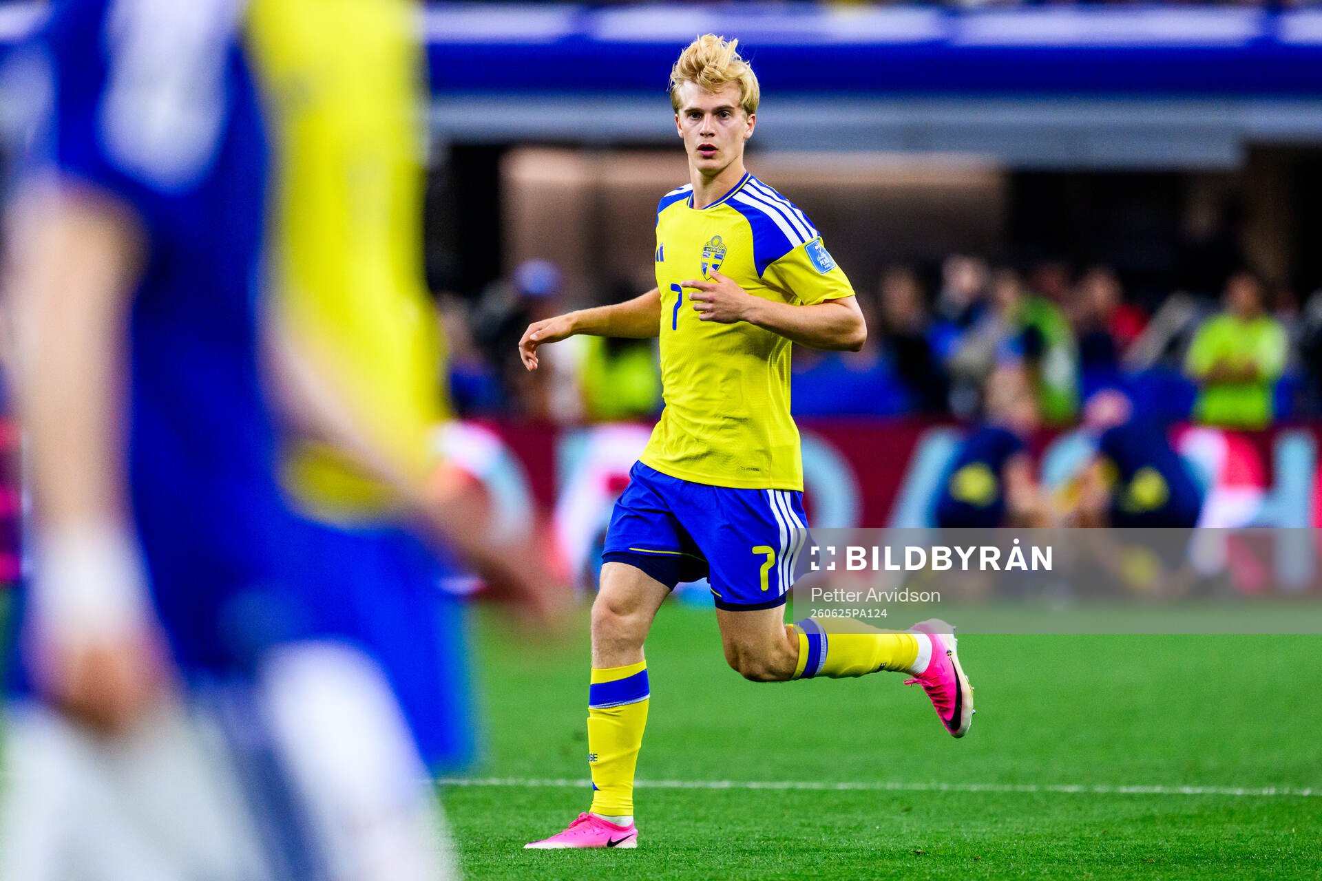 Lucas Bergvall of Sweden