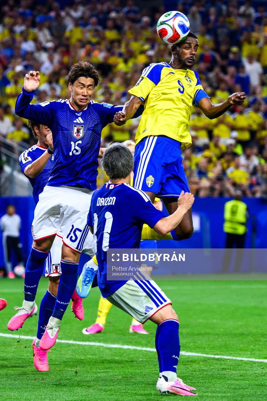 Daichi Kamada of Japan and Alexander Isak of Sweden