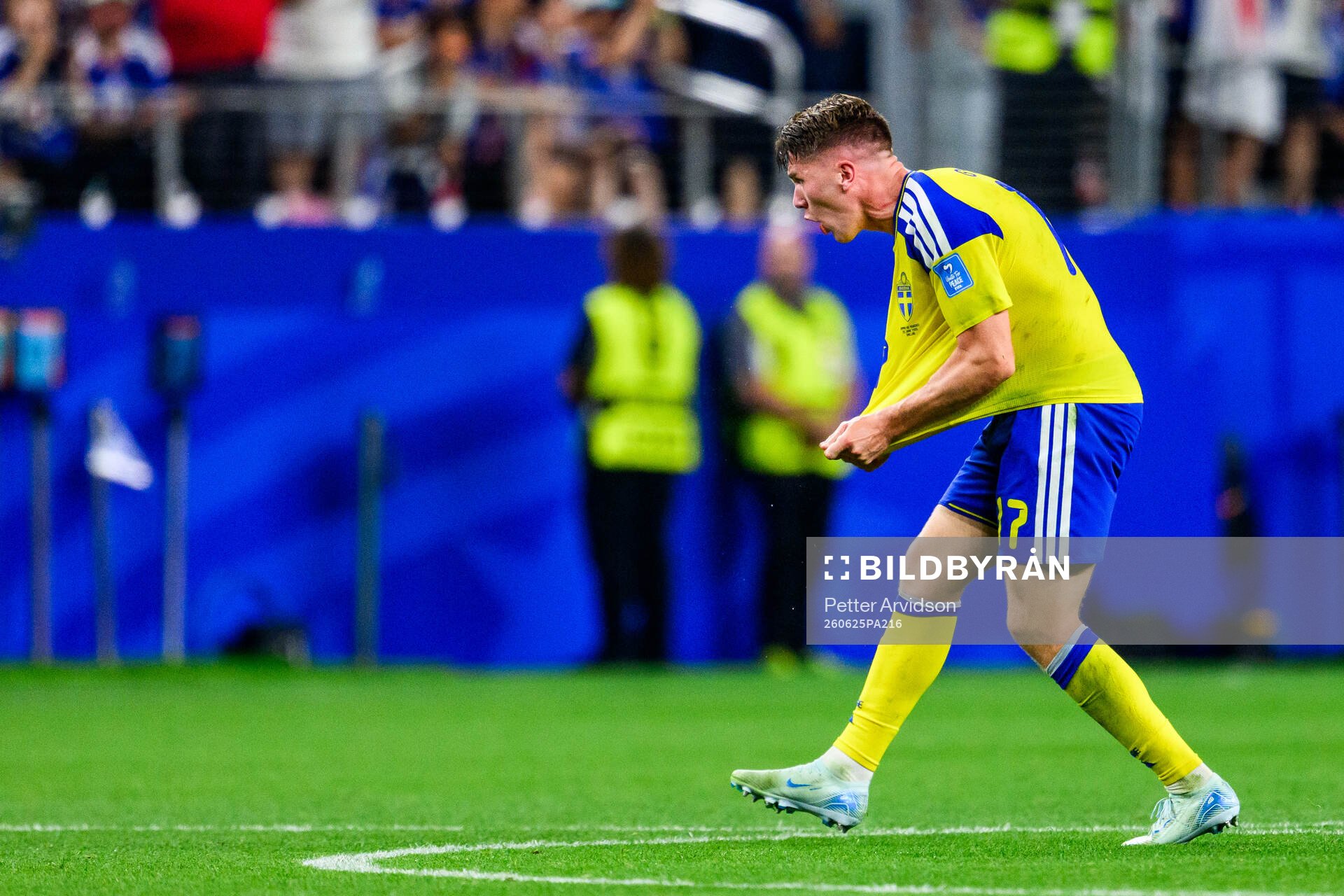 Viktor Gyökeres of Sweden