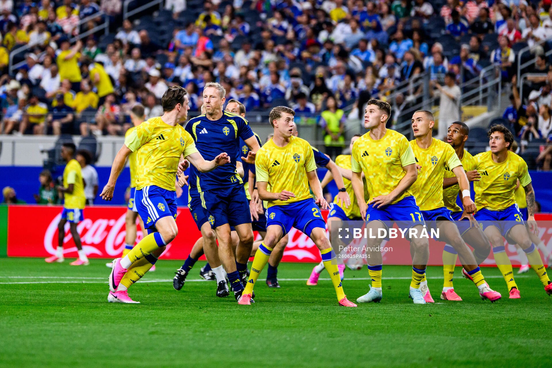 Players and coaches of Sweden