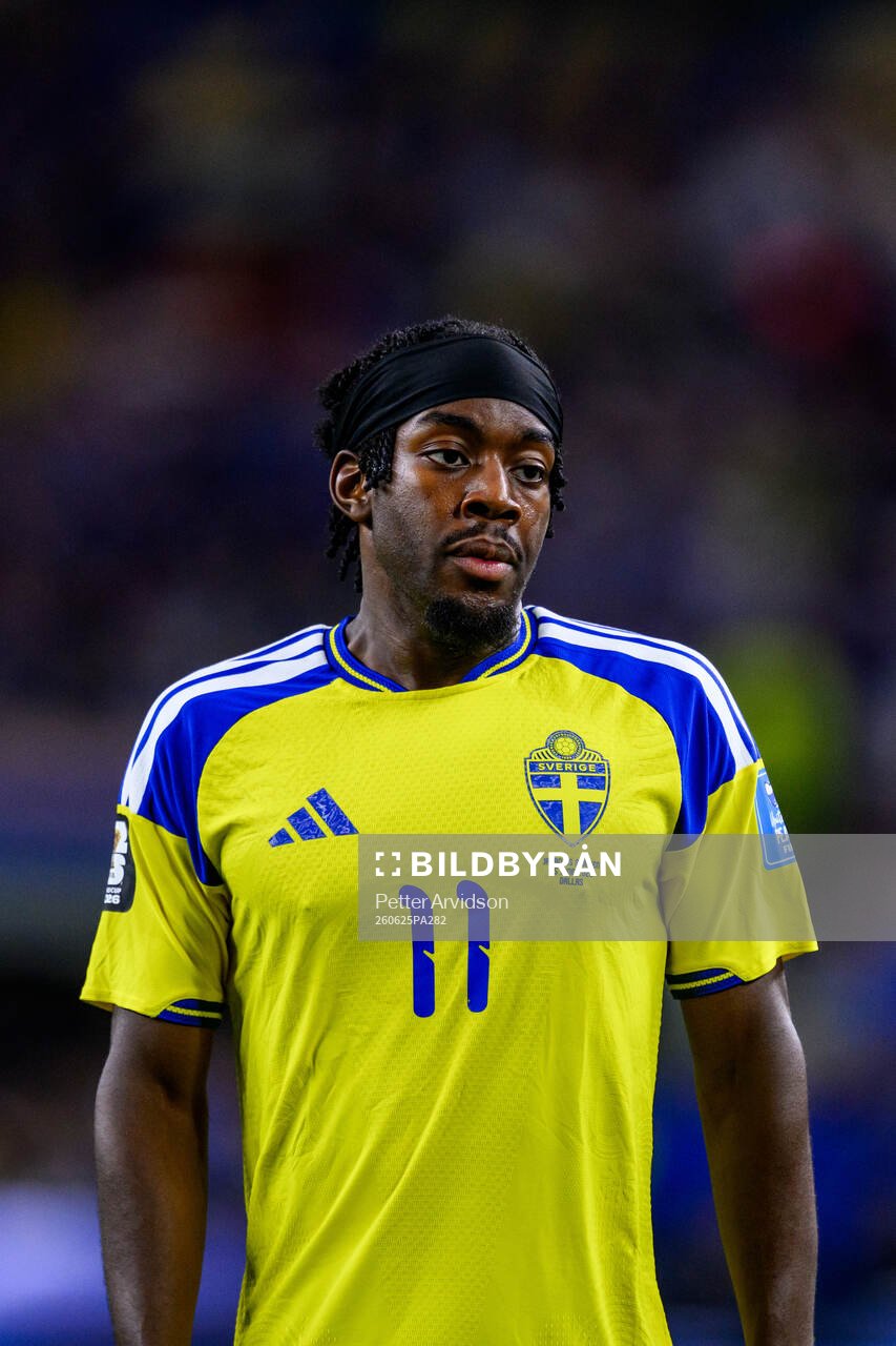 Anthony Elanga of Sweden