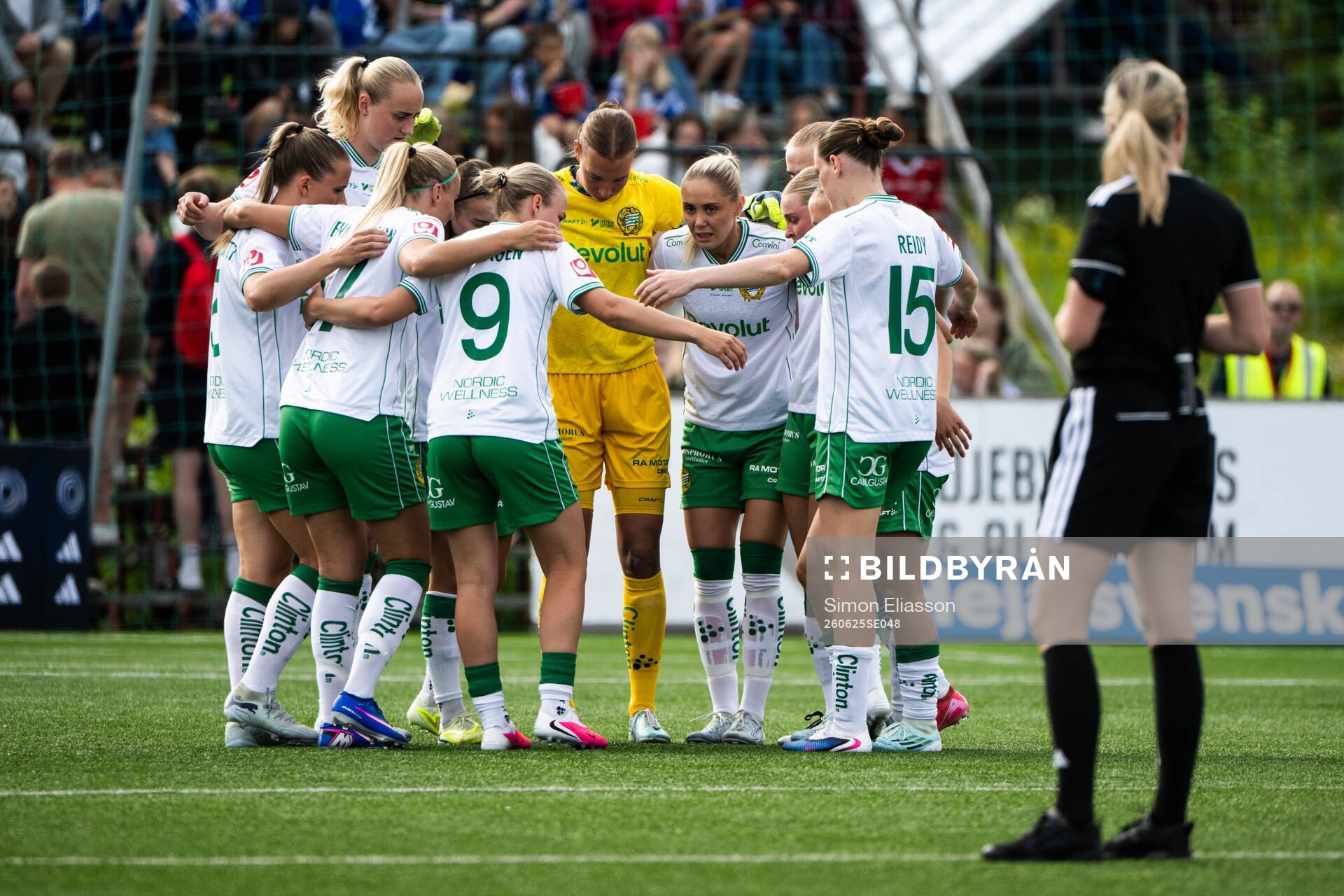 Hammarbys Alice Carlsson med lagkamrater