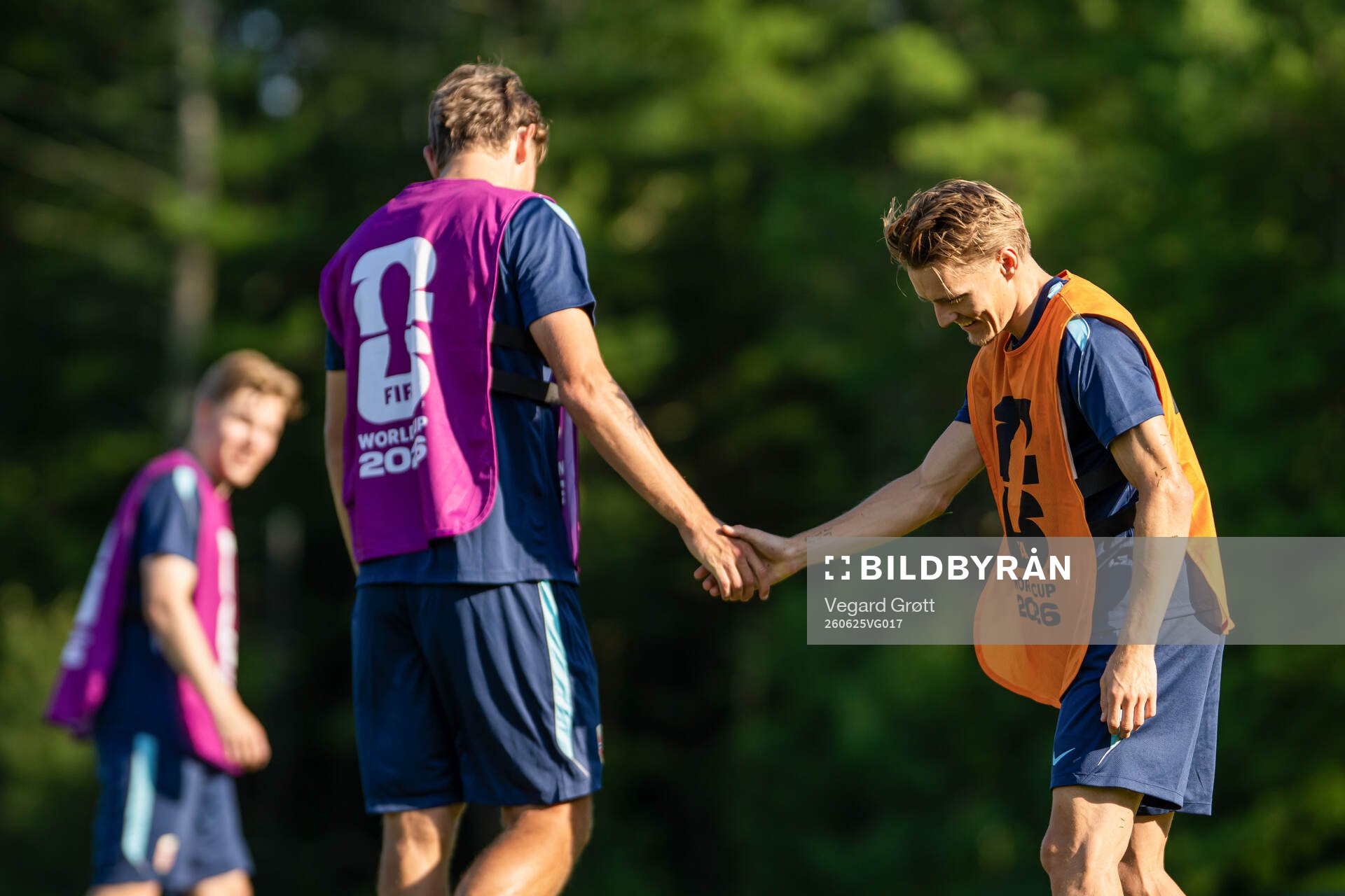 Sander Berge and Martin Ødegaard of the Norwegian national