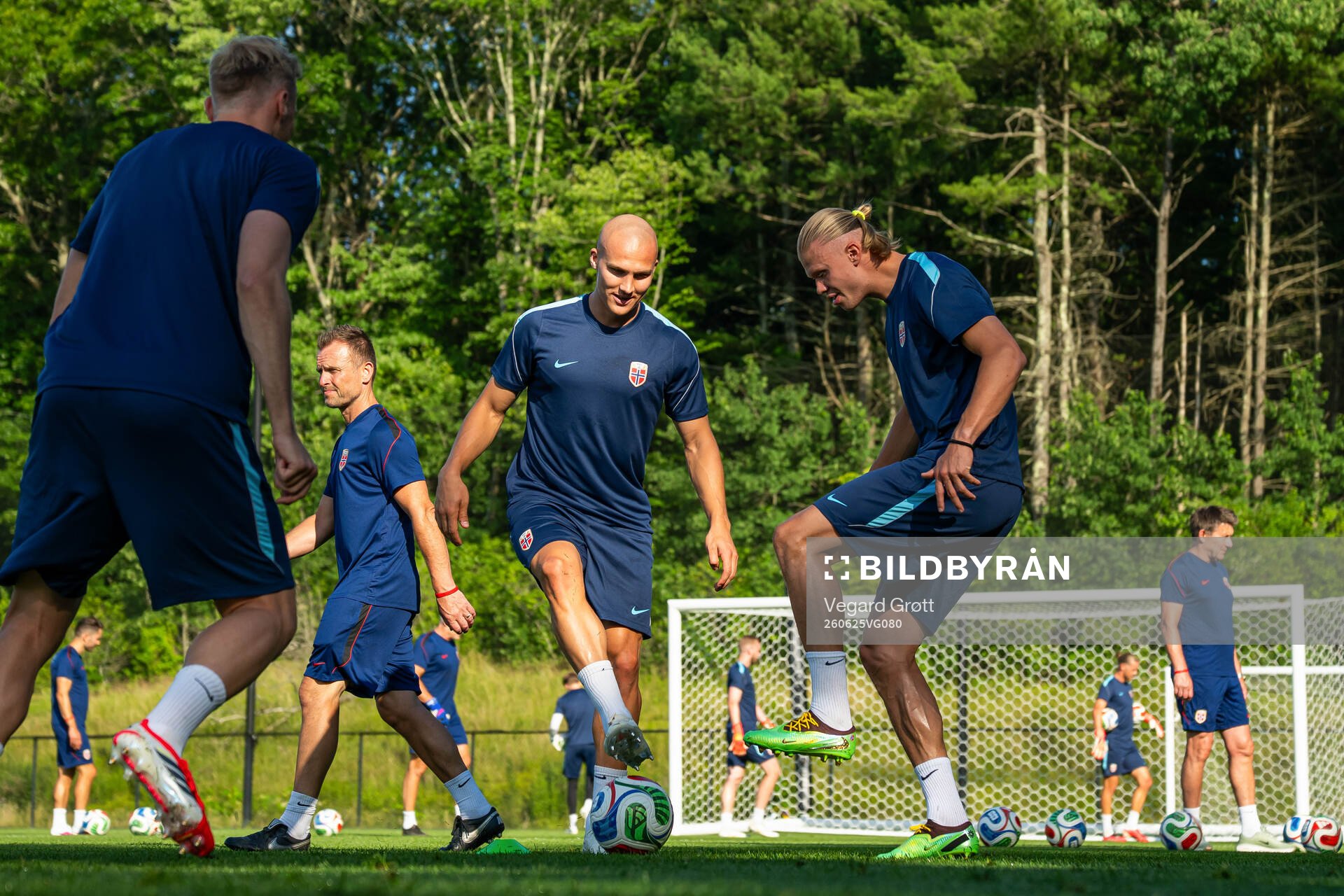 Leo Østigård and Erling Braut Haaland of the Norwegian