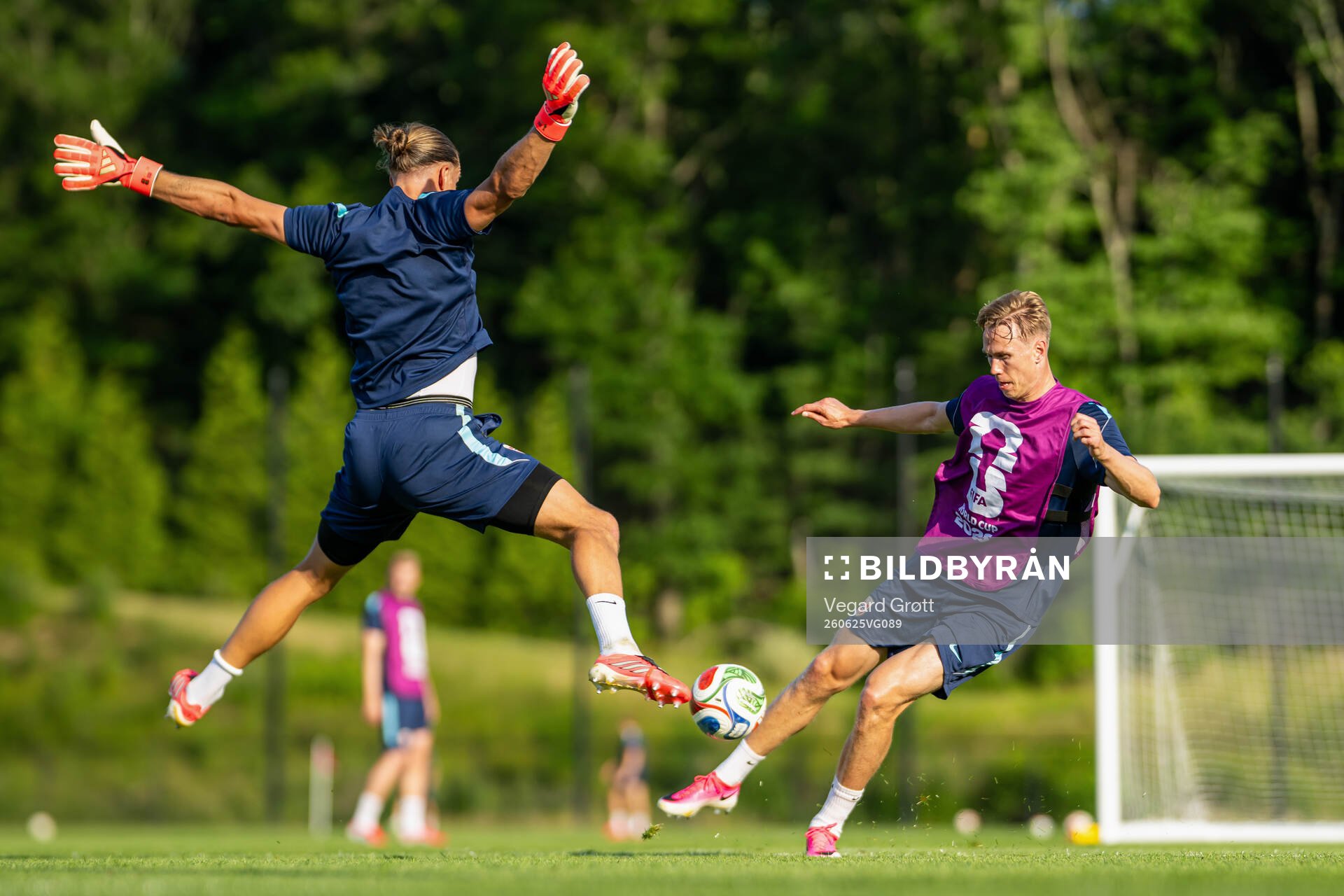 Goalkeeper Ørjan Håskjold Nyland and Torbjørn Lysaker