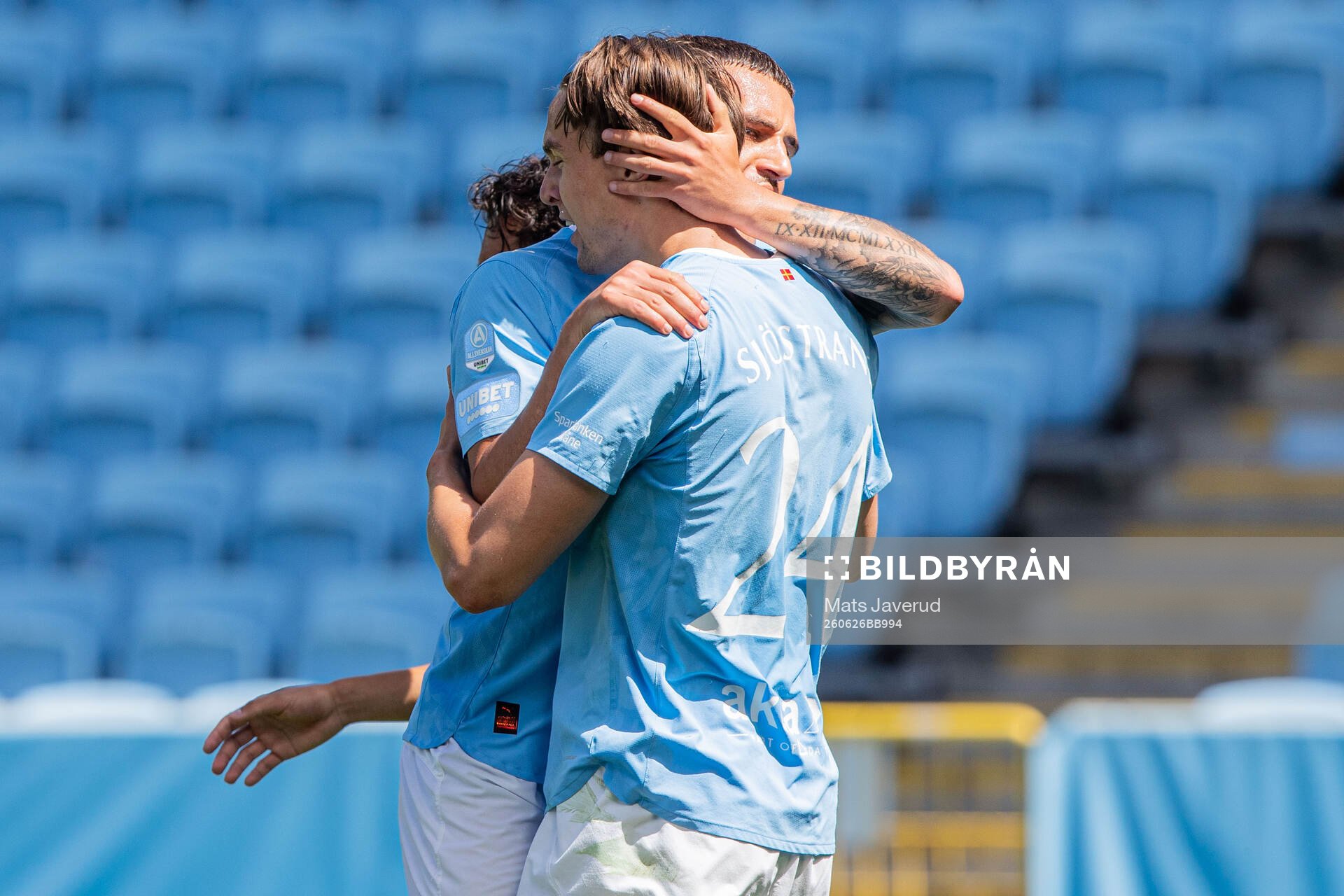 Malmö FFs Oscar Sjöstrand jublar