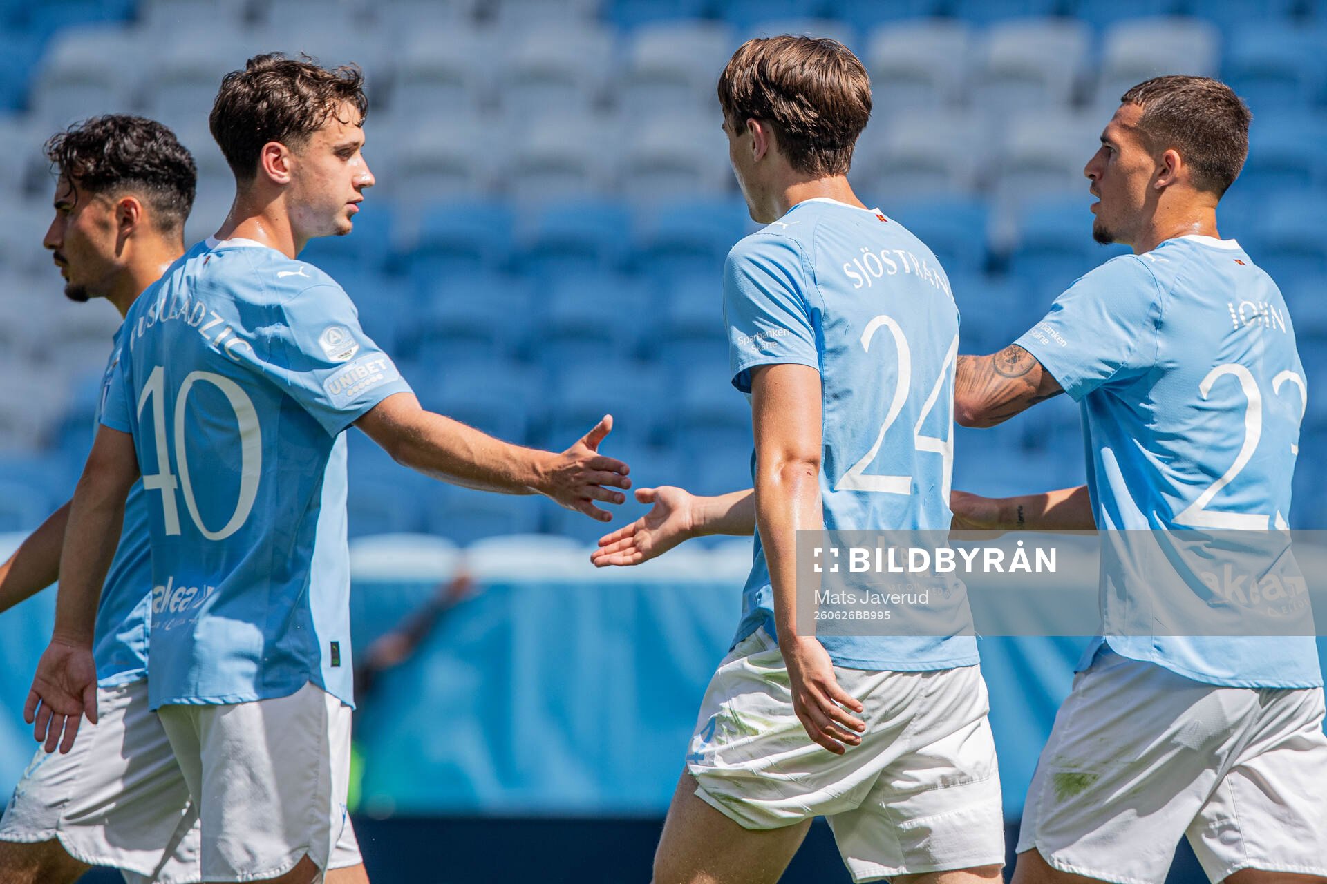 Malmö FFs Oscar Sjöstrand jublar