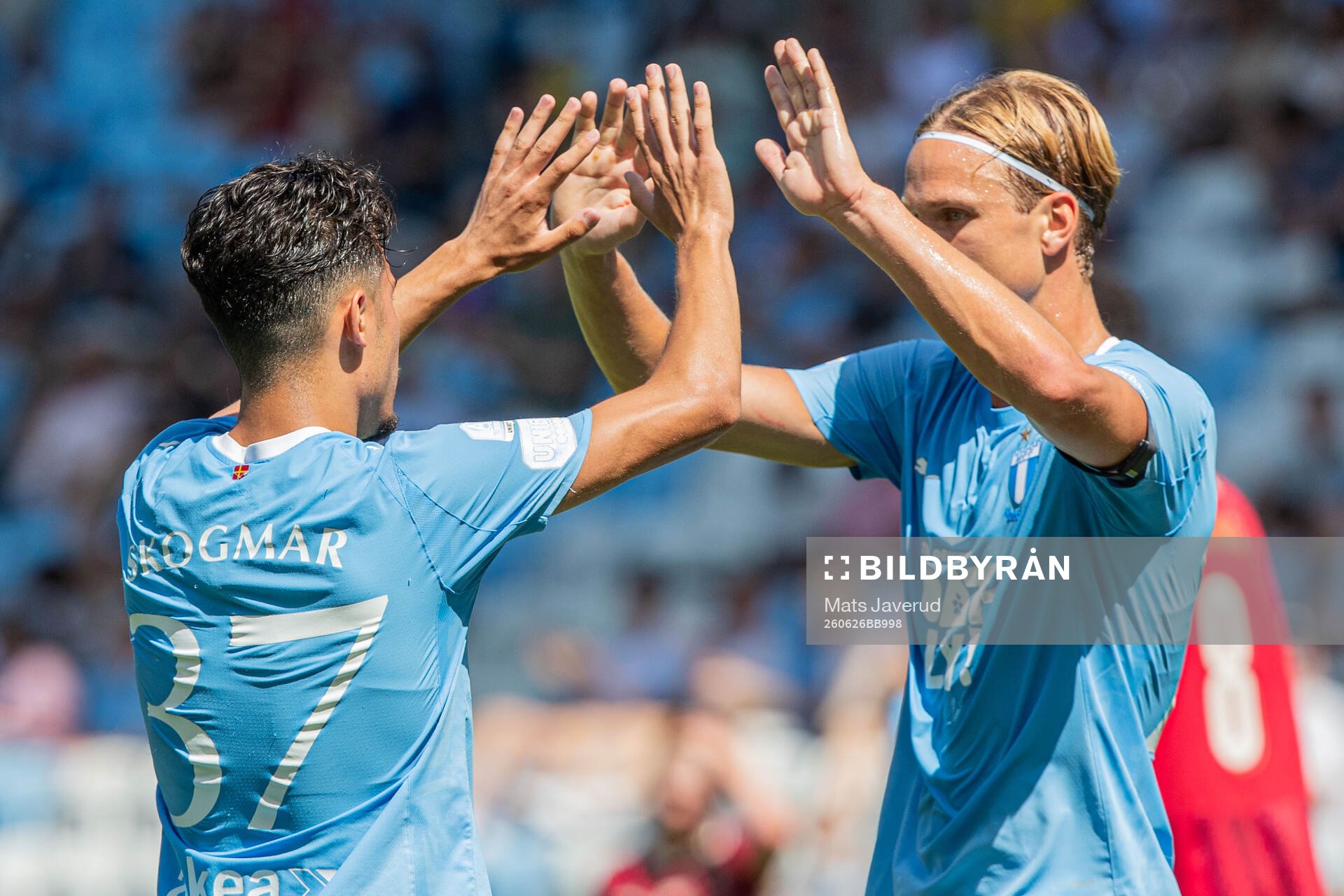 Malmö FFs Oscar Sjöstrand jublar