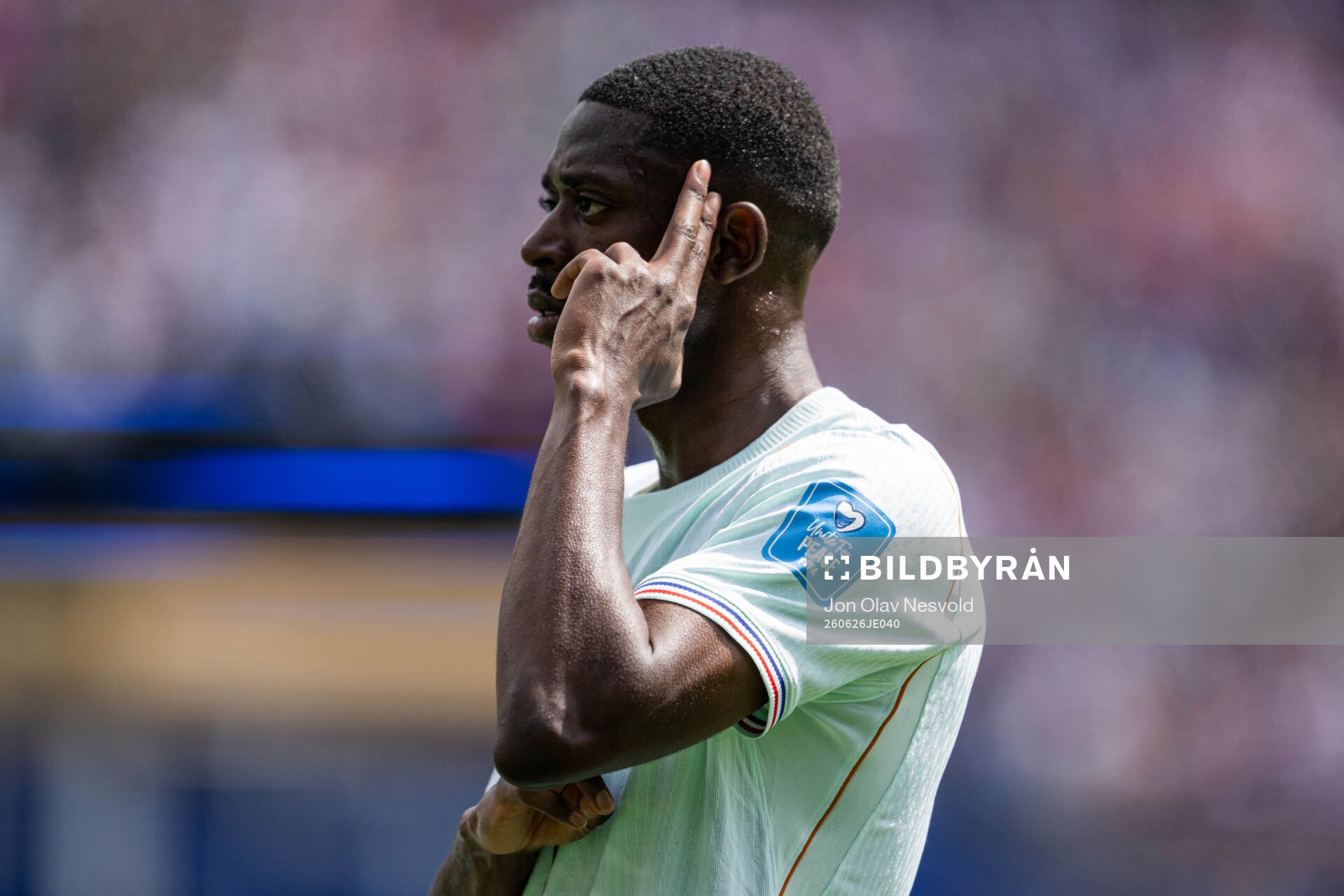 Ousmane Dembele of France celebrates