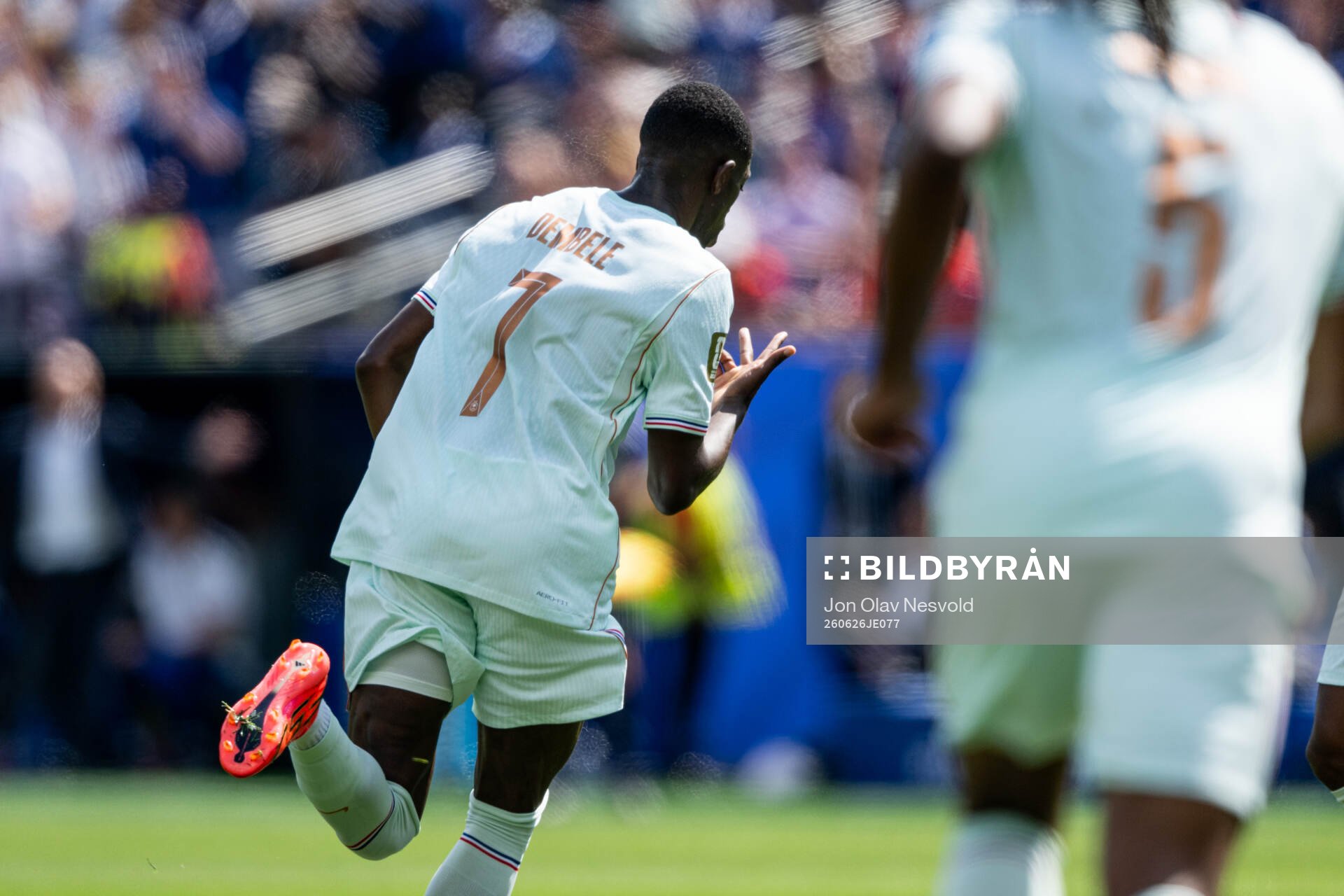 Ousmane Dembele of France celebrates 1-3