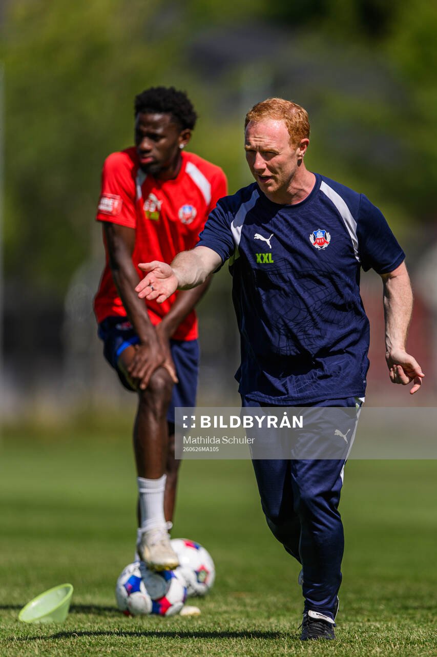Manager Stevie Grieve