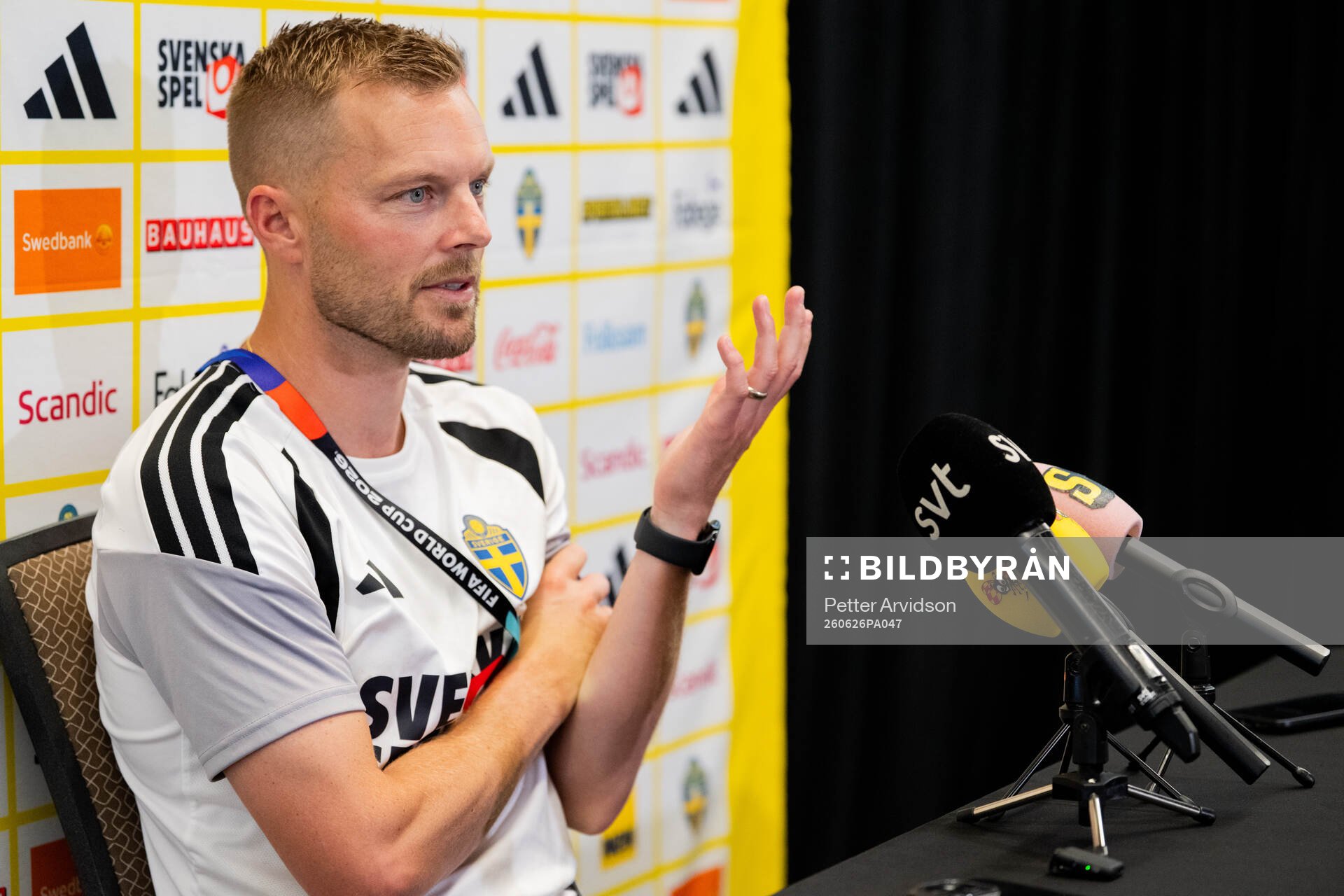 Assistant coach Sebastian Larsson of the Swedish men's