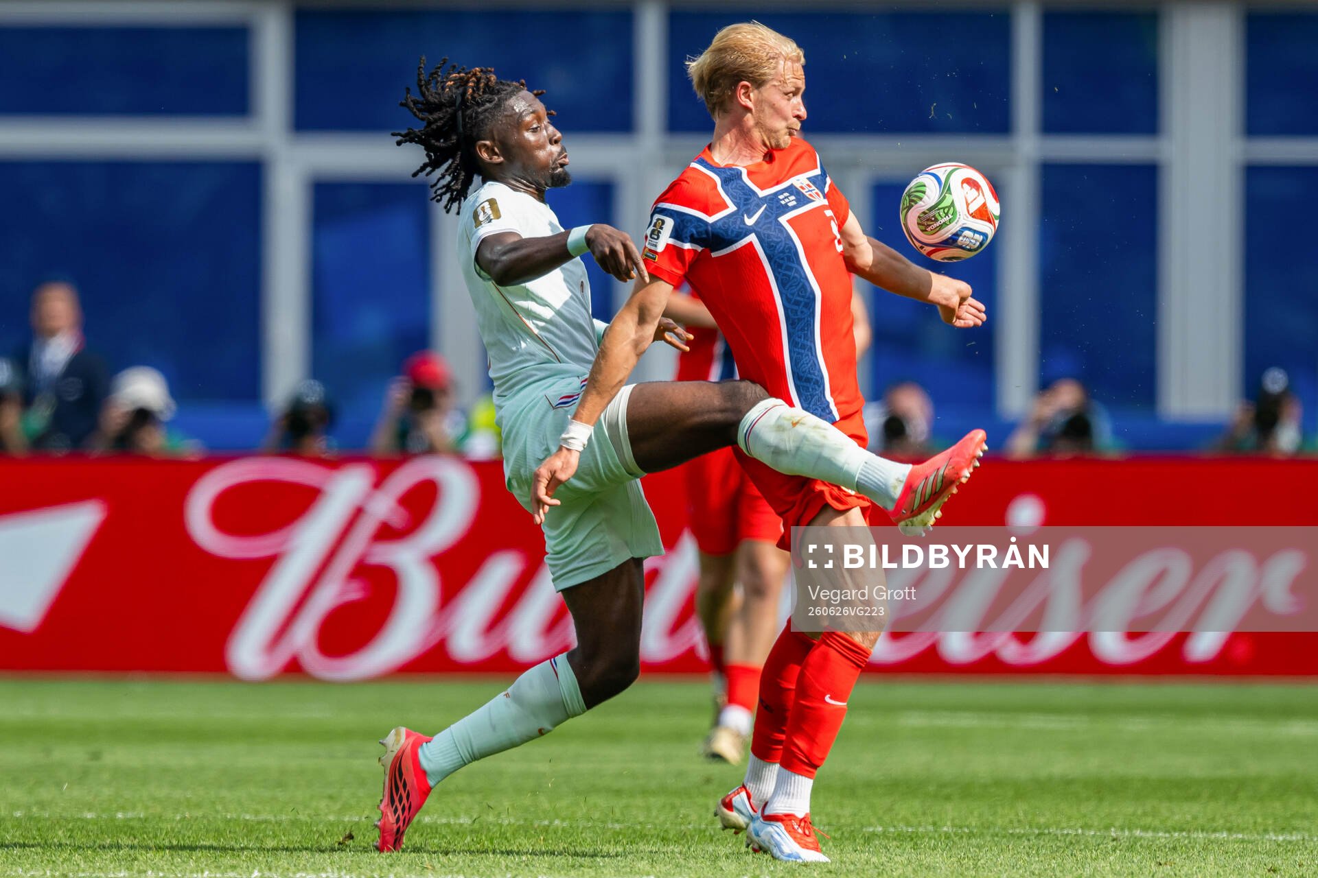 Manu Kone of France and Morten Thorsby of Norway