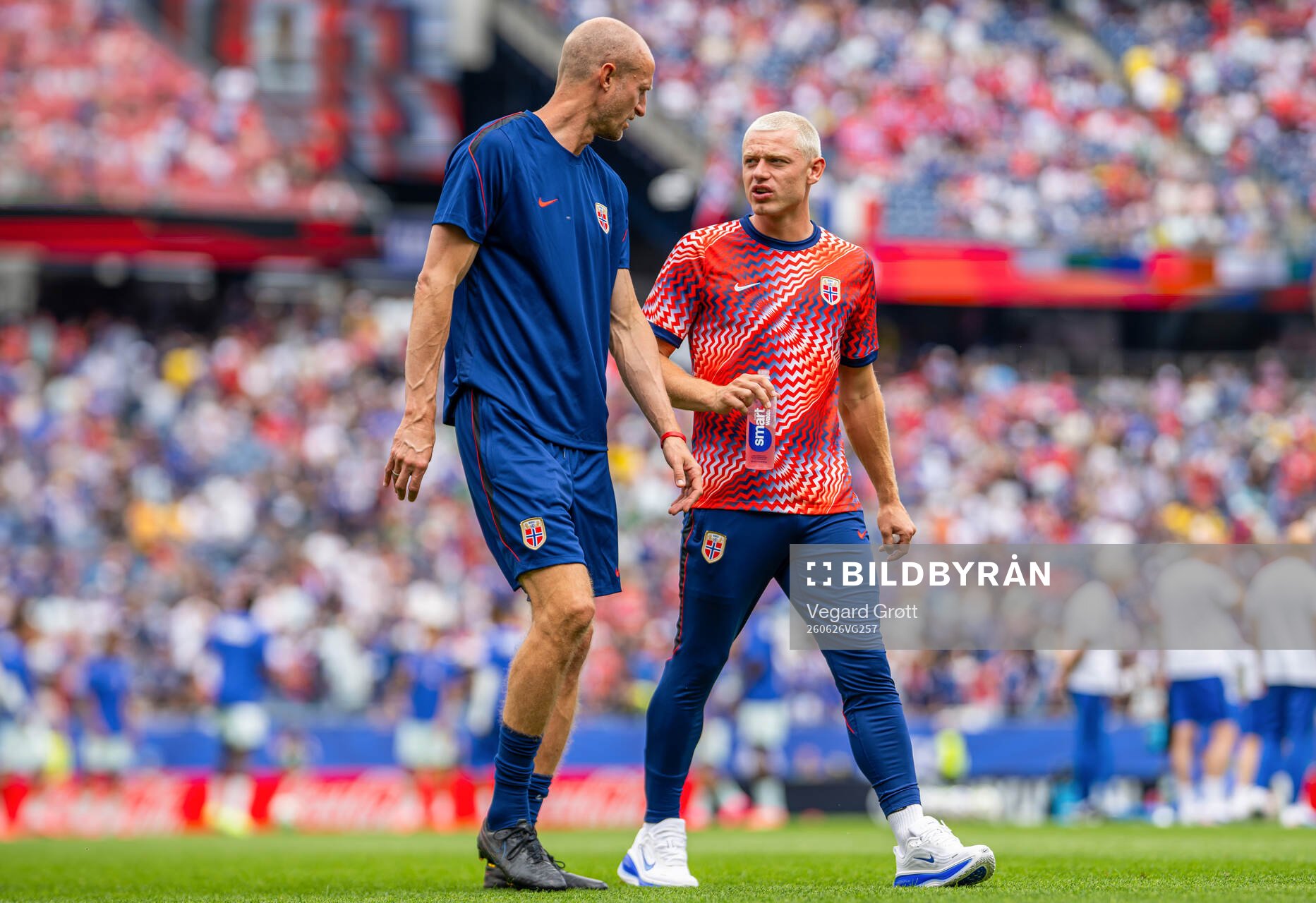 Brede Hangeland, player manager of Norway, and Julian