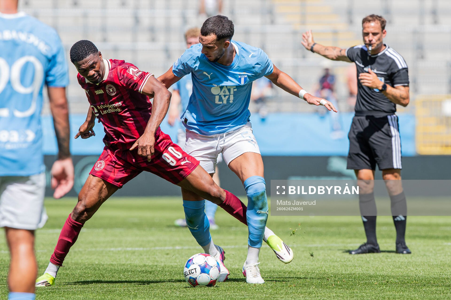 Midtjyllands Friday Etim och Malmö FFs Andrej Djuric